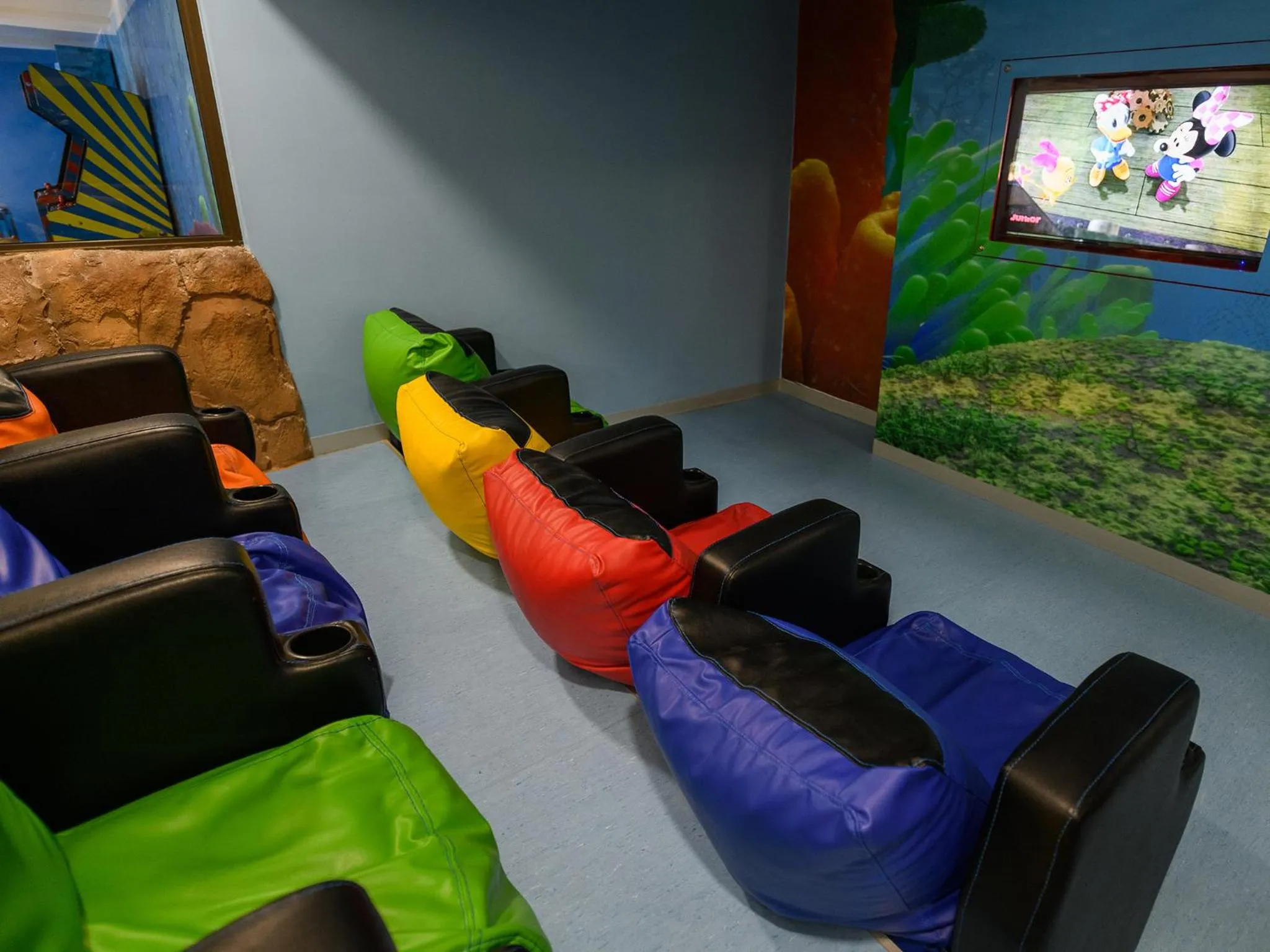 Game Room in Margate Beach Club