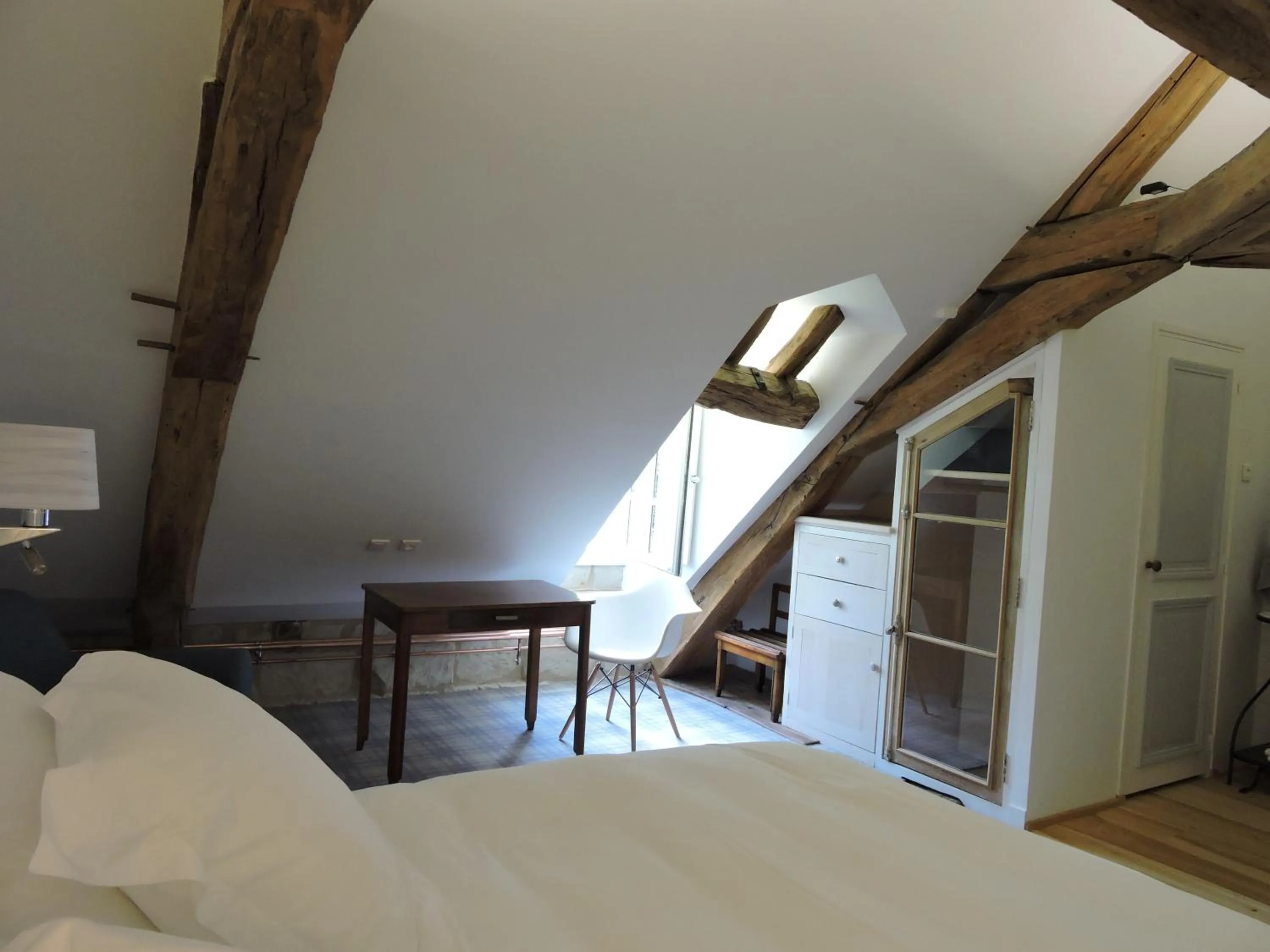 Bedroom, Bed in Le Domaine de Mestré, The Originals Relais