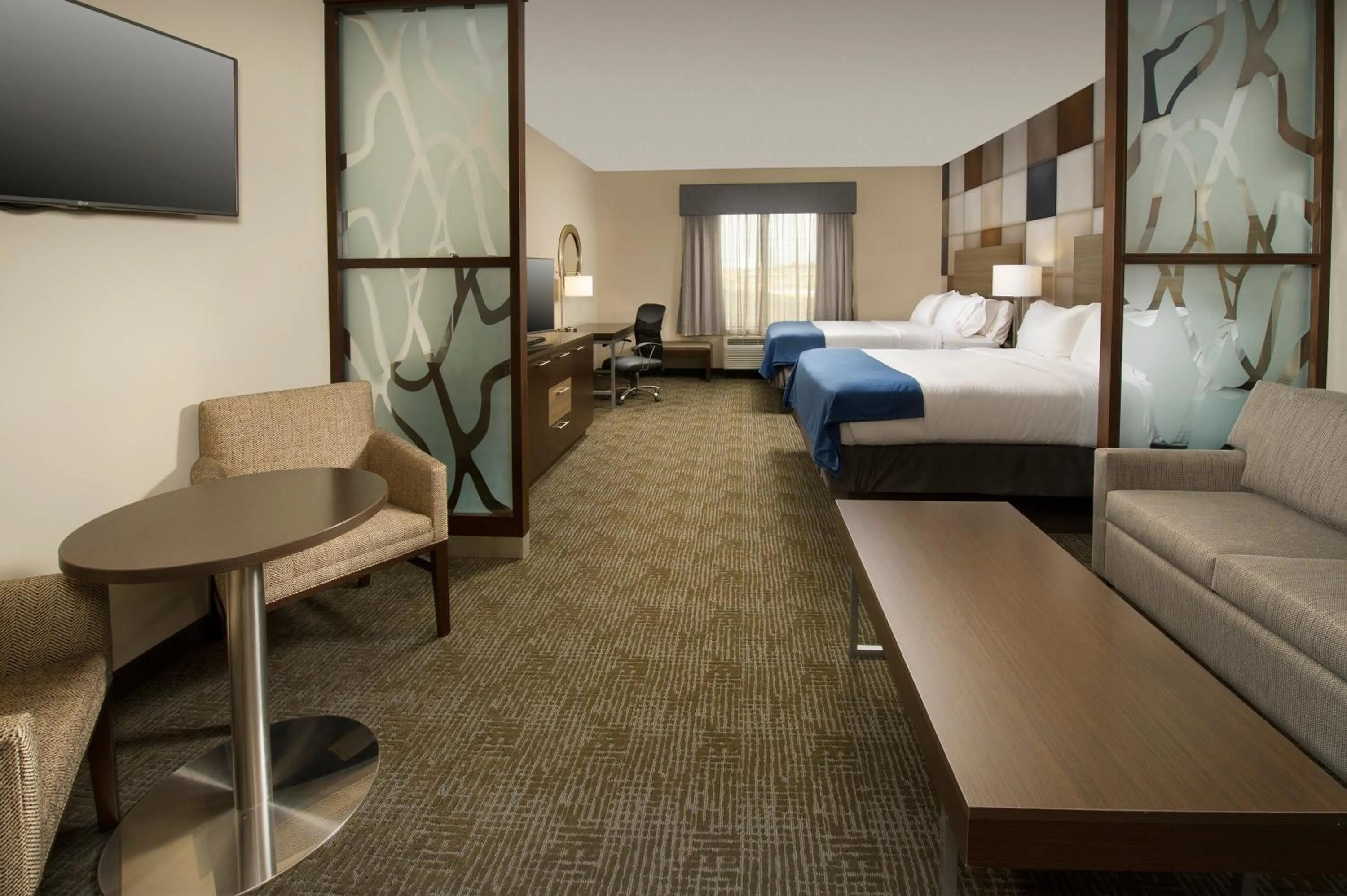 Bedroom, Bed in Holiday Inn Express Hotel & Suites Waco South by IHG