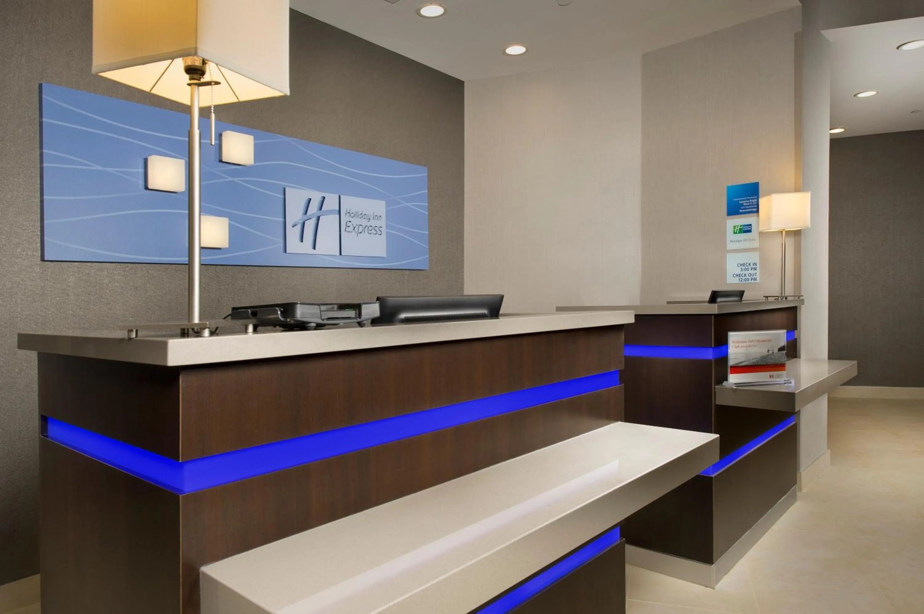 Lobby or reception in Holiday Inn Express Hotel & Suites Waco South by IHG