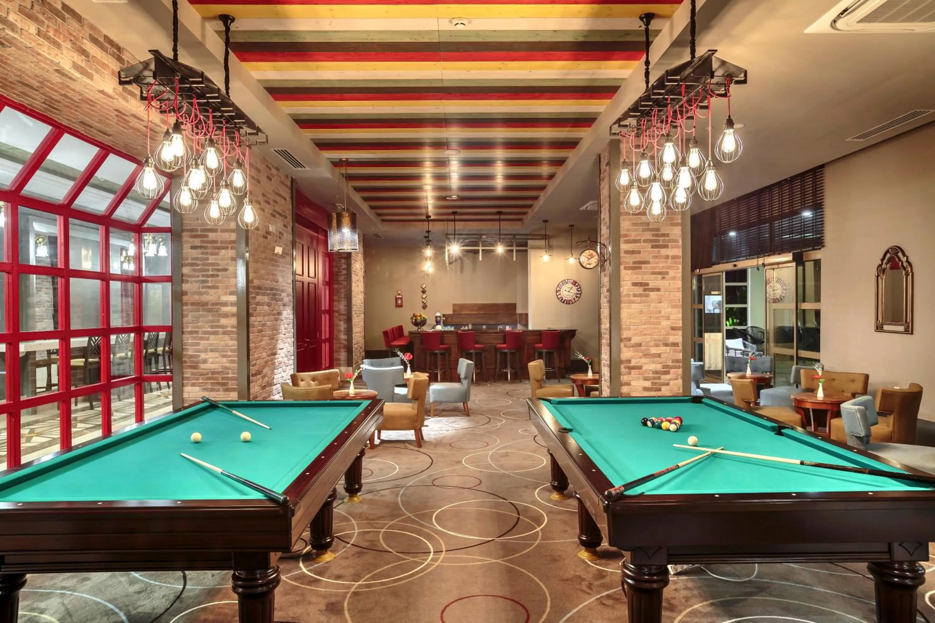 Entertainment in Sunis Efes Royal Palace Resort & Spa