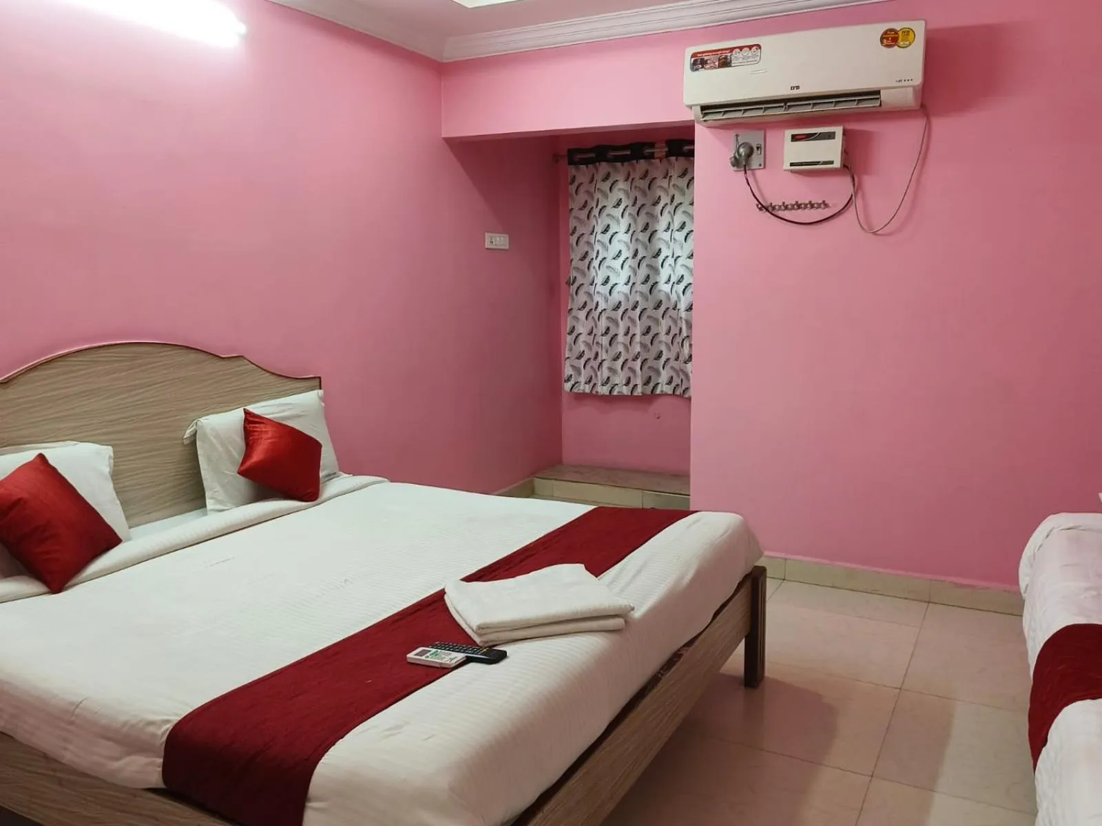 Bed in Sujan Residency's