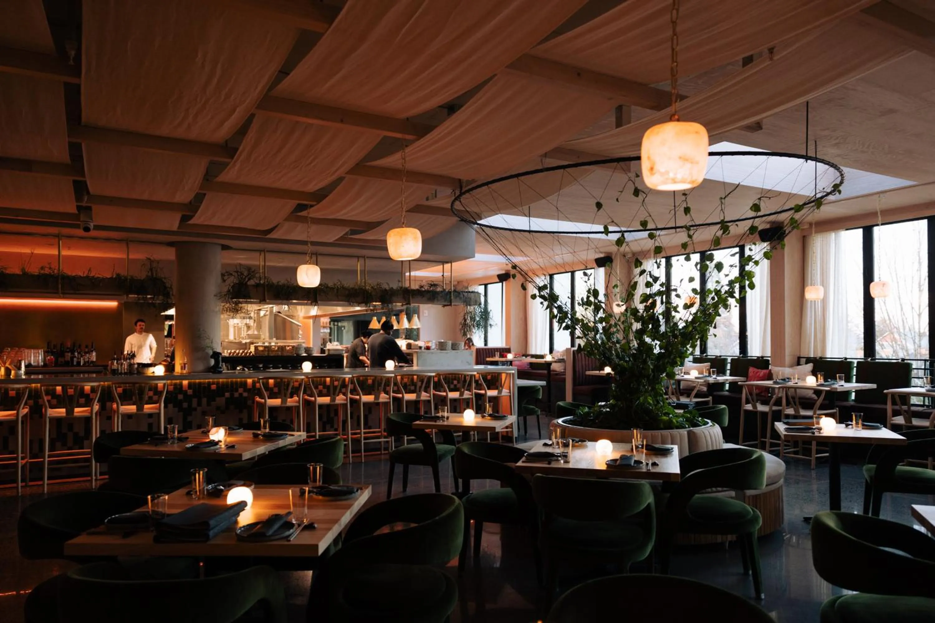 Restaurant/places to eat in CASCADA Thermal Springs & Hotel