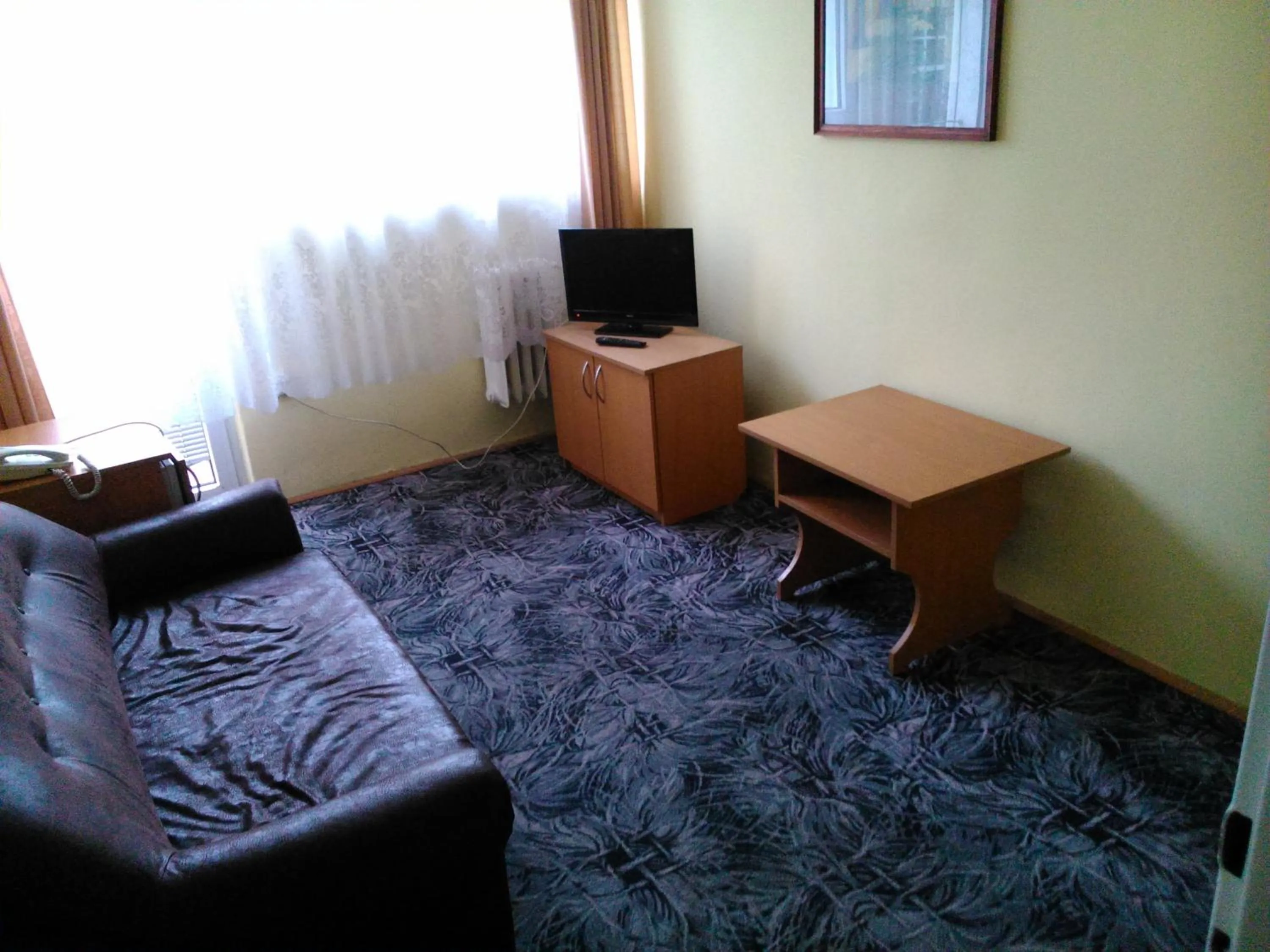 Other in Hostel Refleks