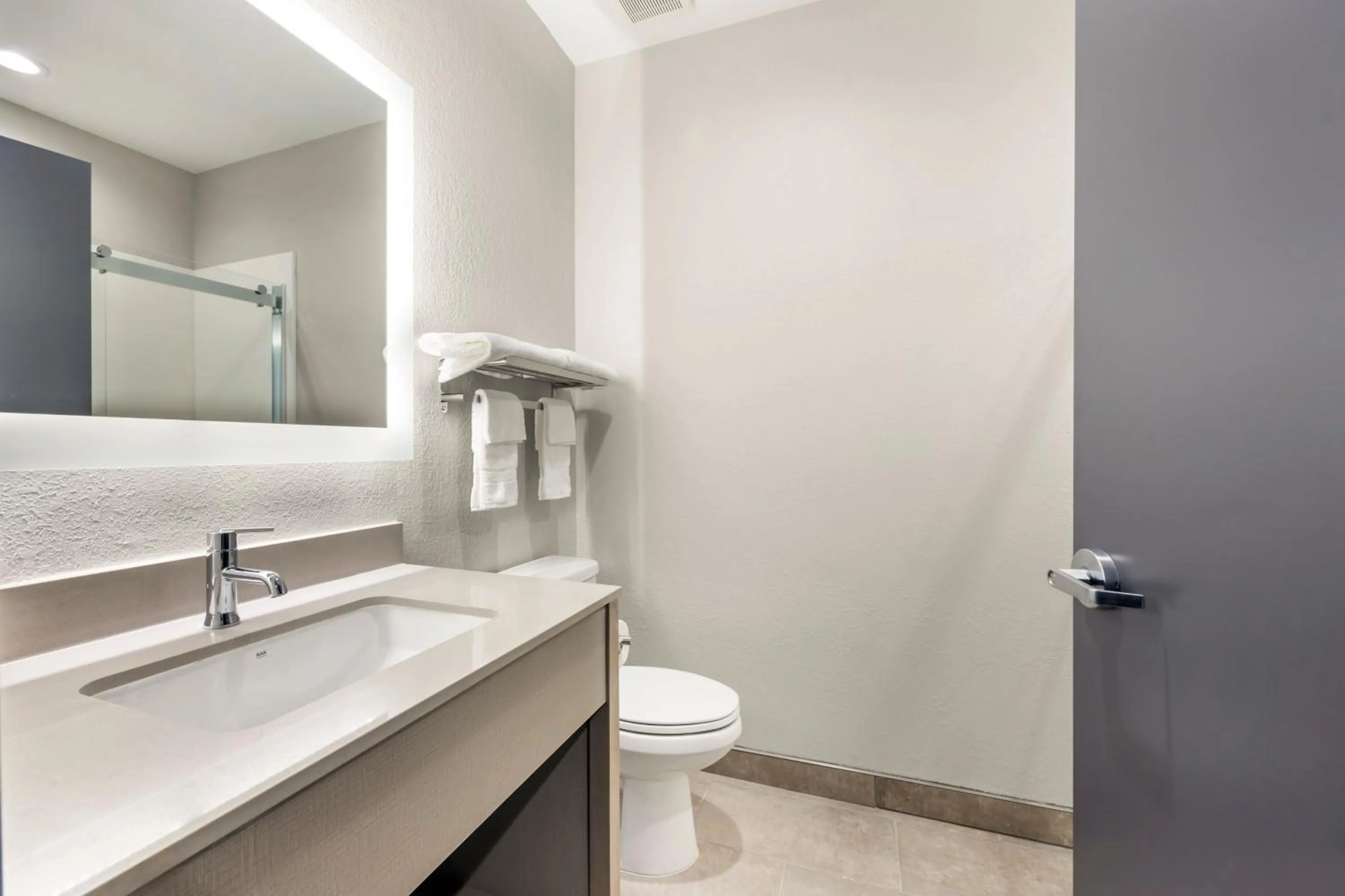 Bathroom in Quality Inn & Suites Joelton - Nashville