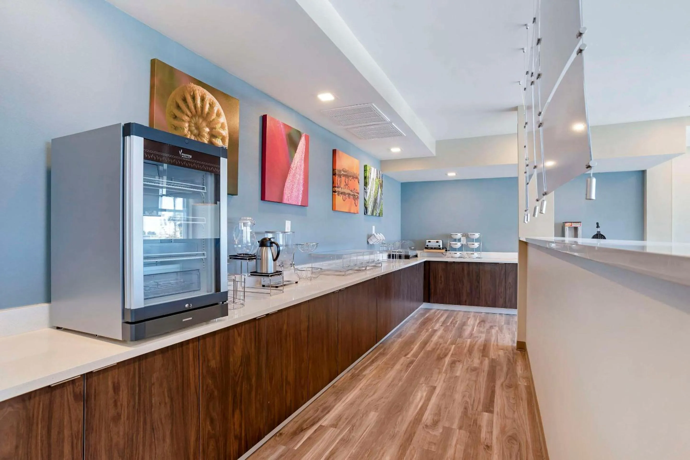 Breakfast in Sleep Inn & Suites Fort Walton Beach - Destin West