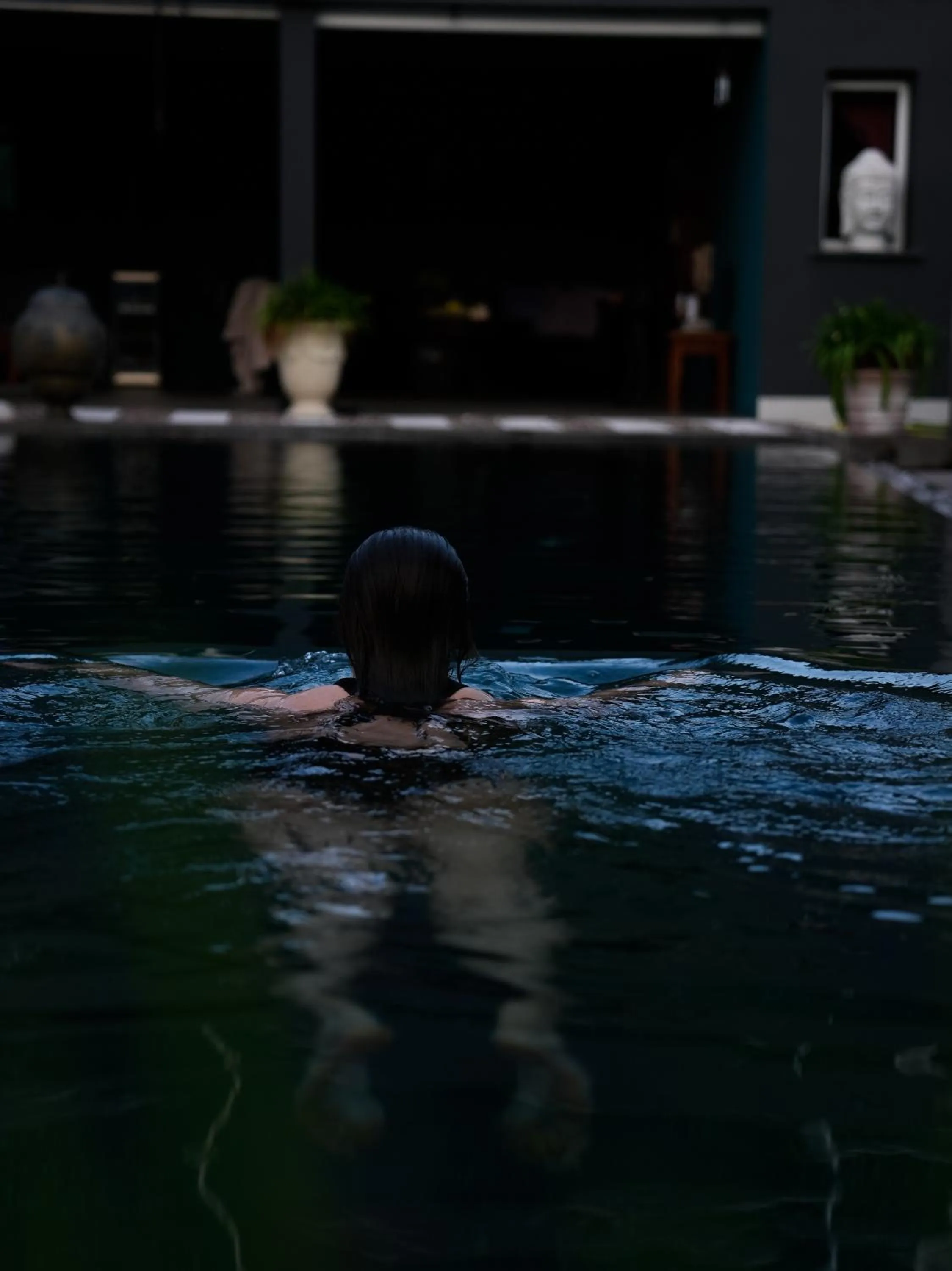 Merangardenvilla adults only