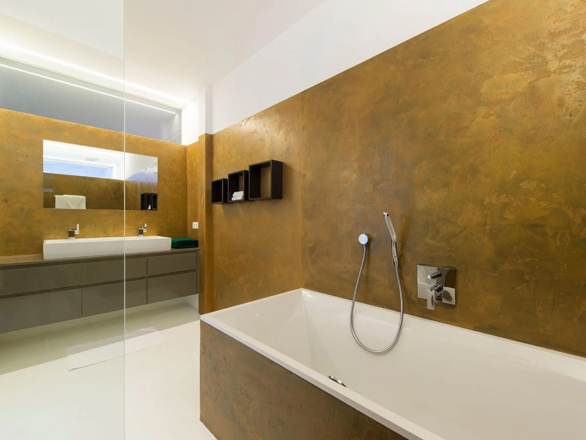 Bathroom in Merangardenvilla adults only