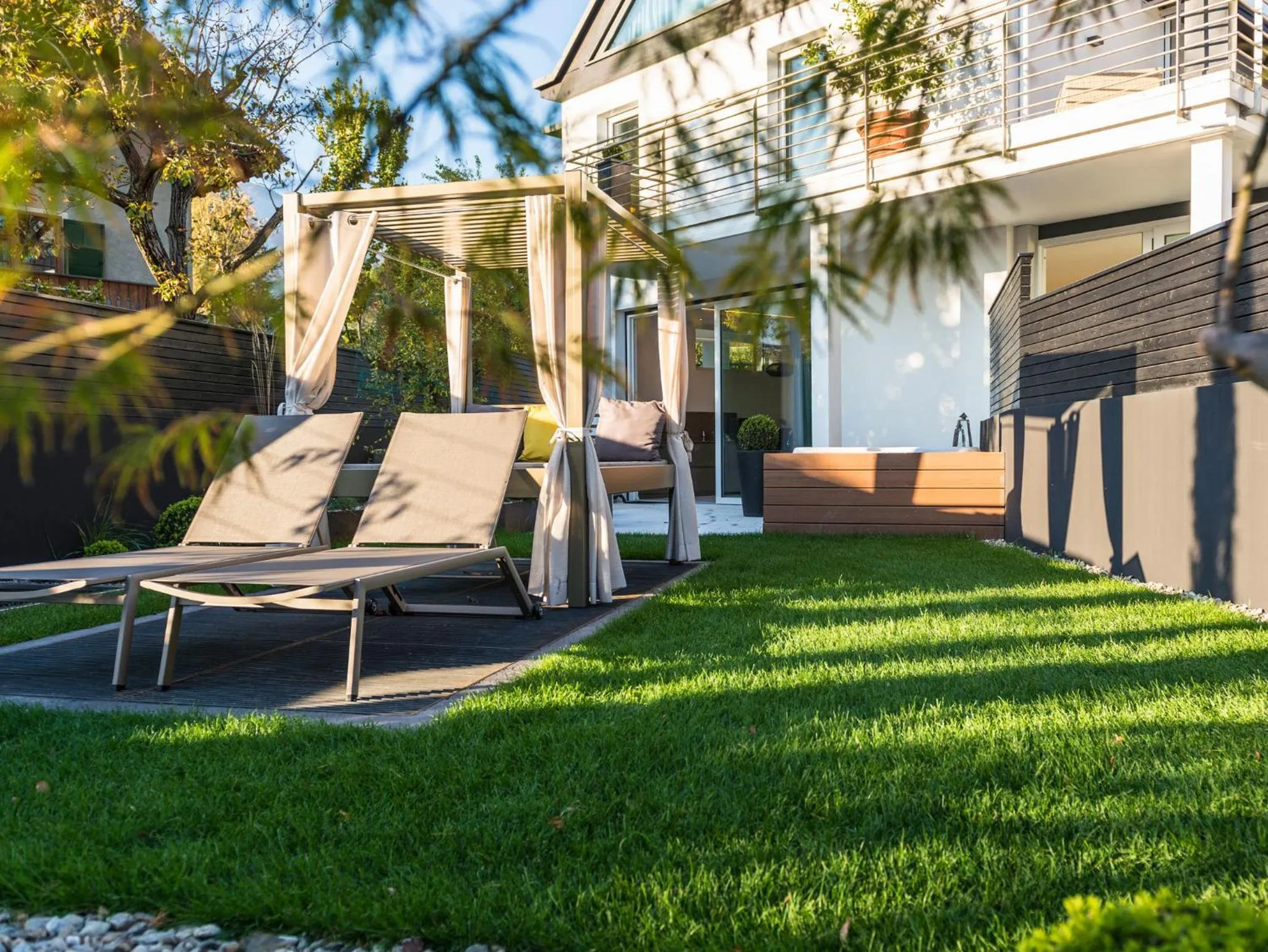 Patio in Merangardenvilla adults only