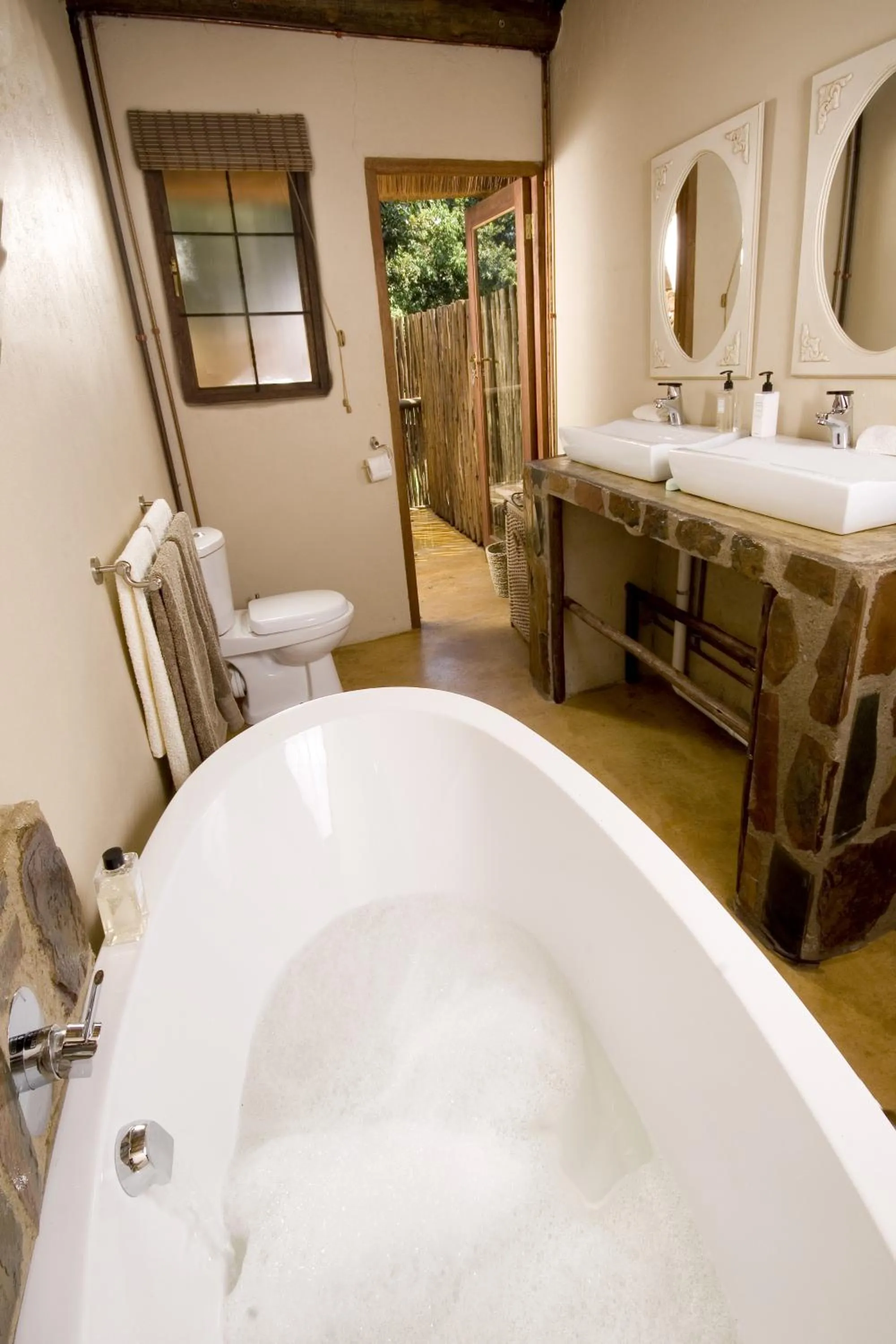 Bathroom in Caracal Lodge