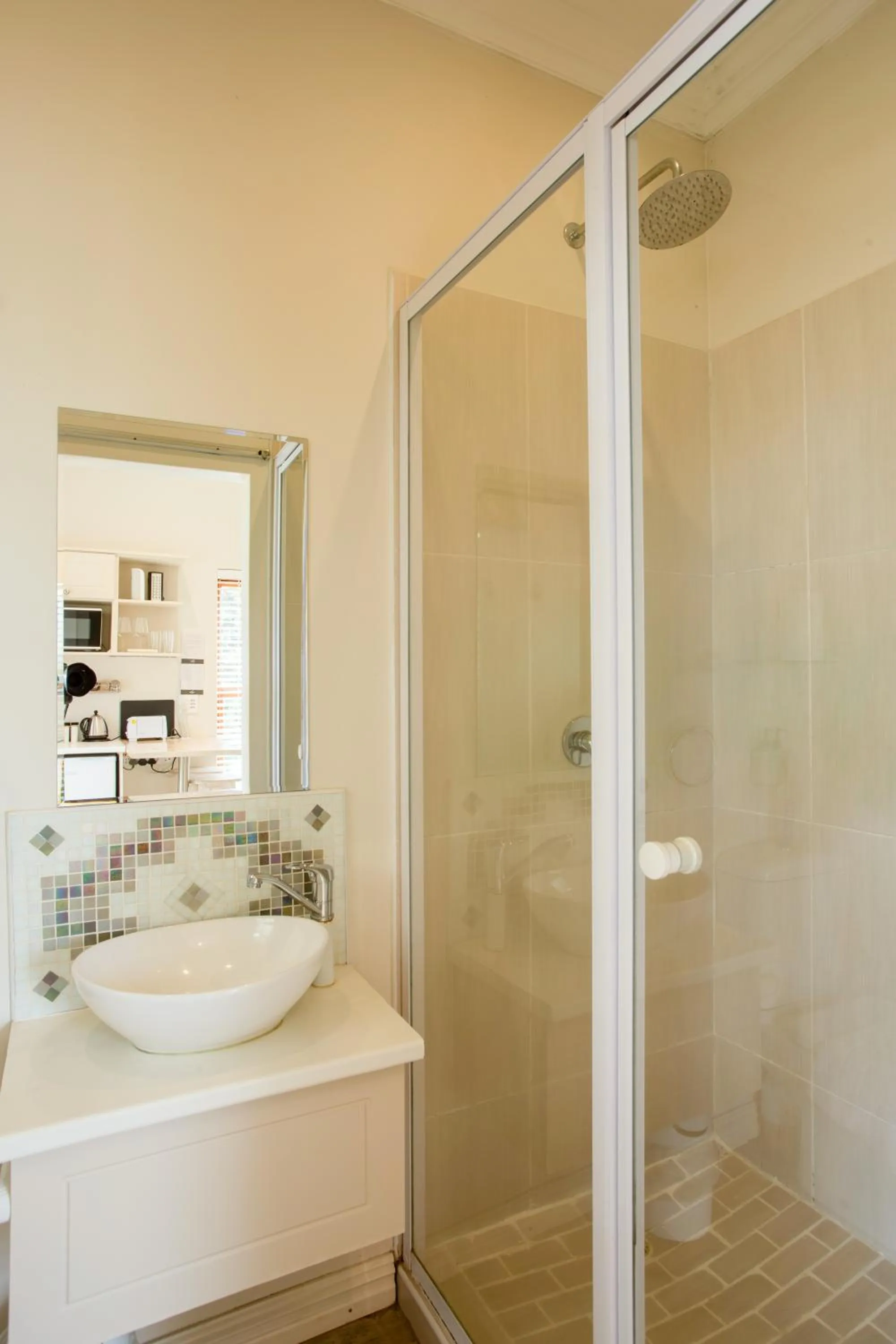 Shower in Raptor Rise Farm