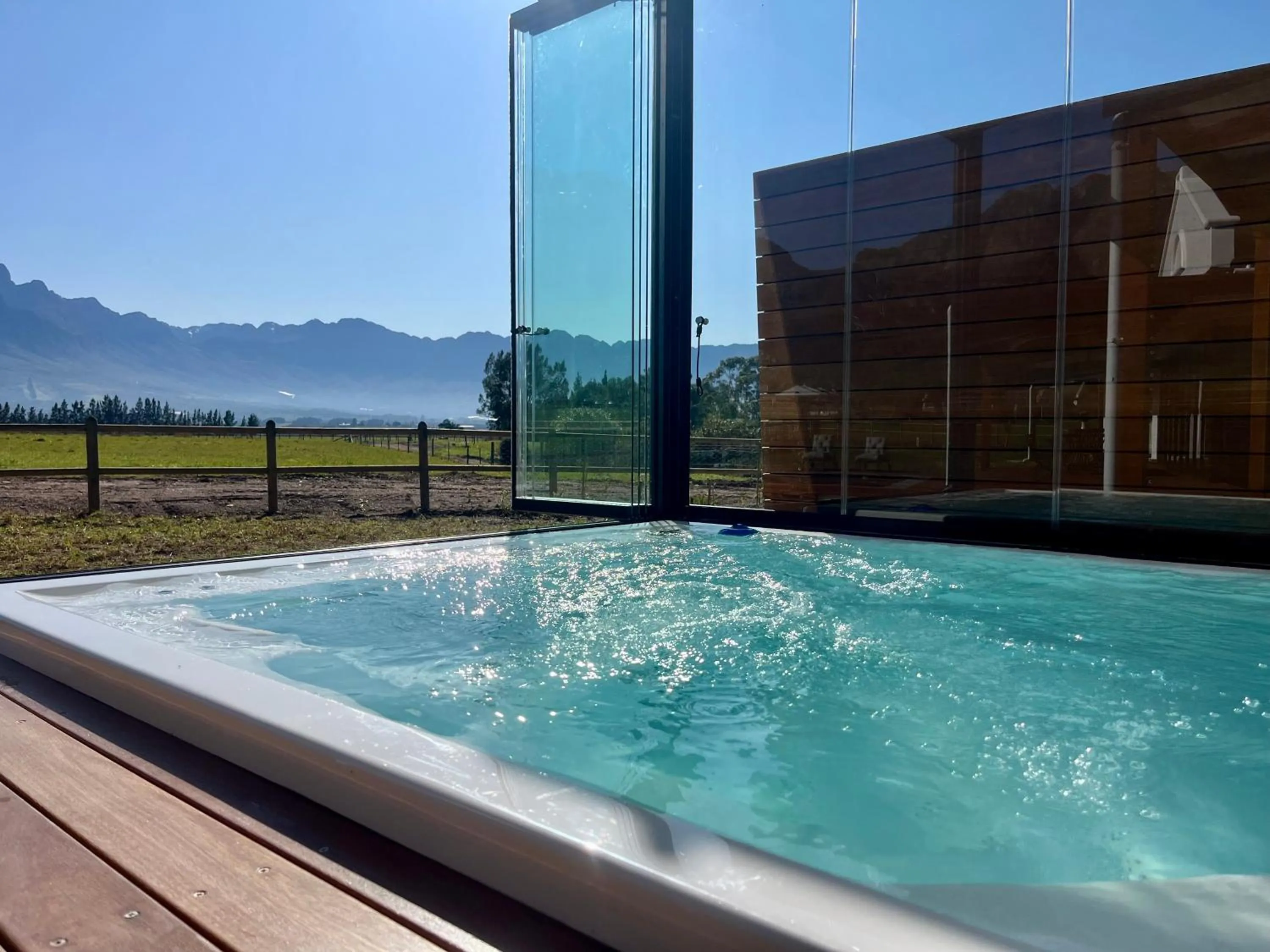 Hot Tub in Raptor Rise Farm