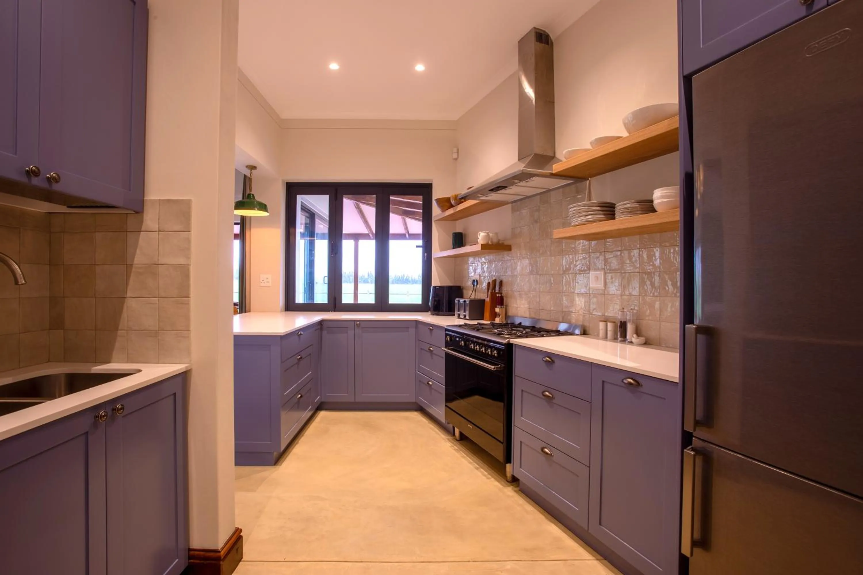 Kitchen or kitchenette in Raptor Rise Farm