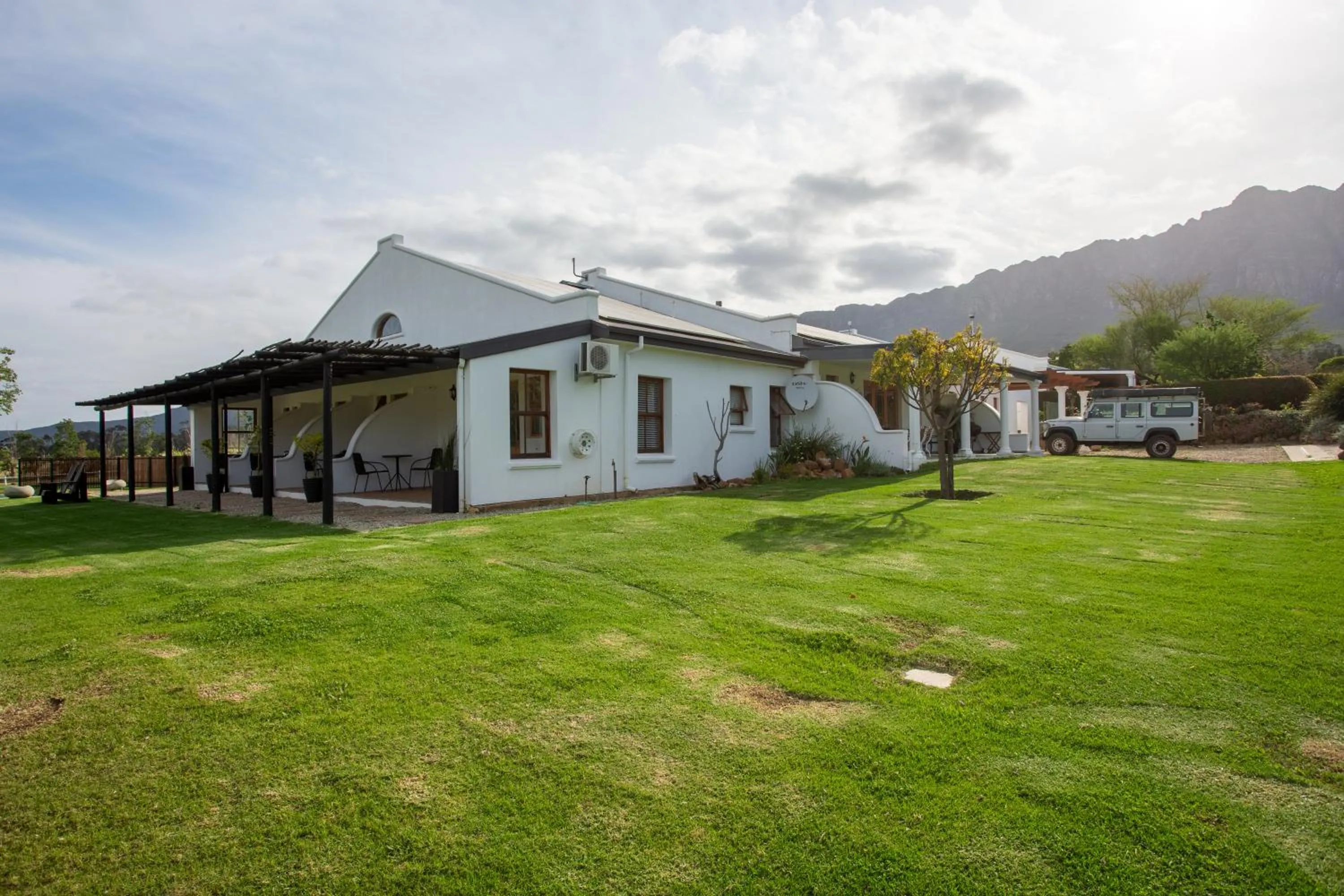 Property building in Raptor Rise Farm