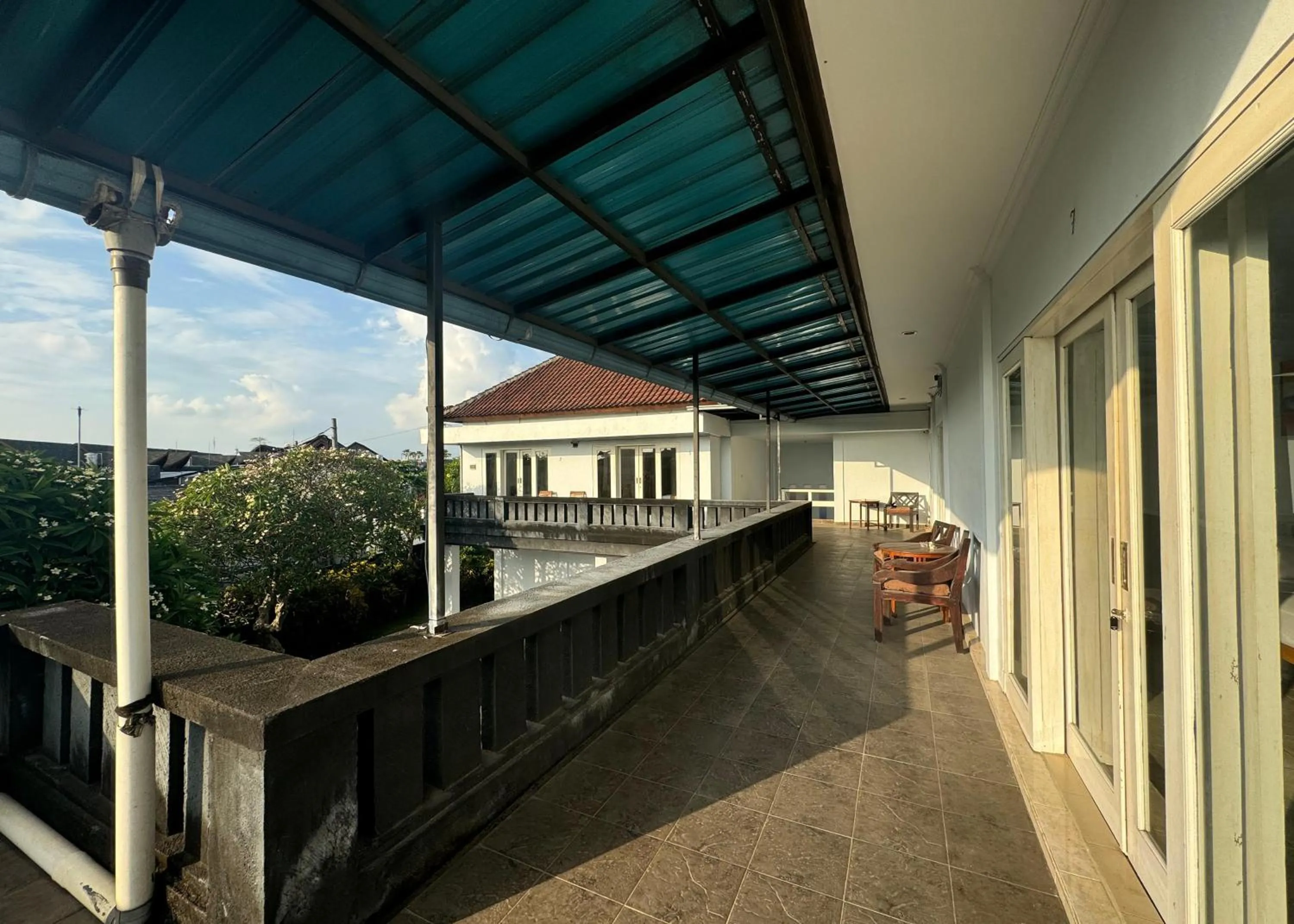 Patio in Rama - Laksmi Guesthouse