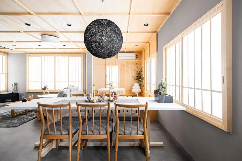 Dining area in THE CELESTIAL