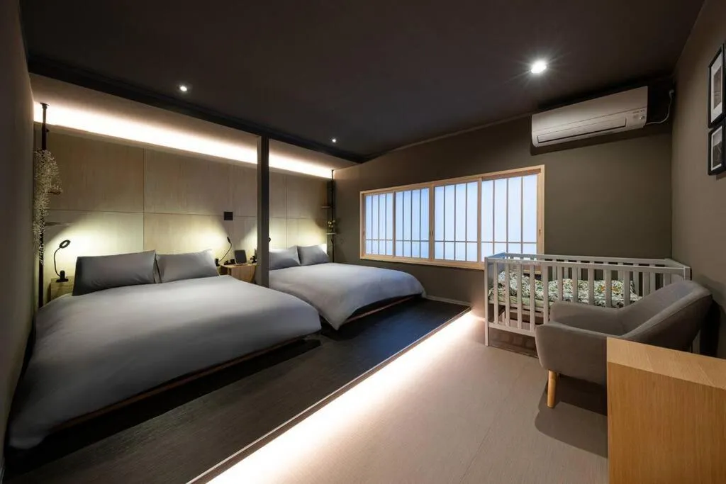 Bed in THE CELESTIAL