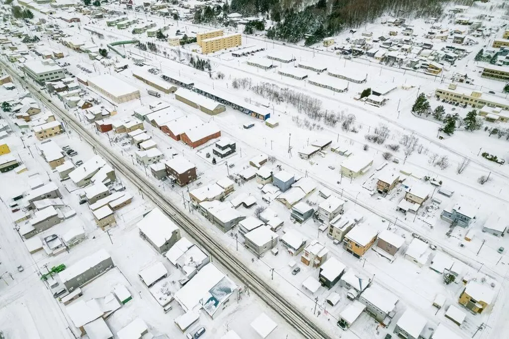 Neighbourhood in THE CELESTIAL