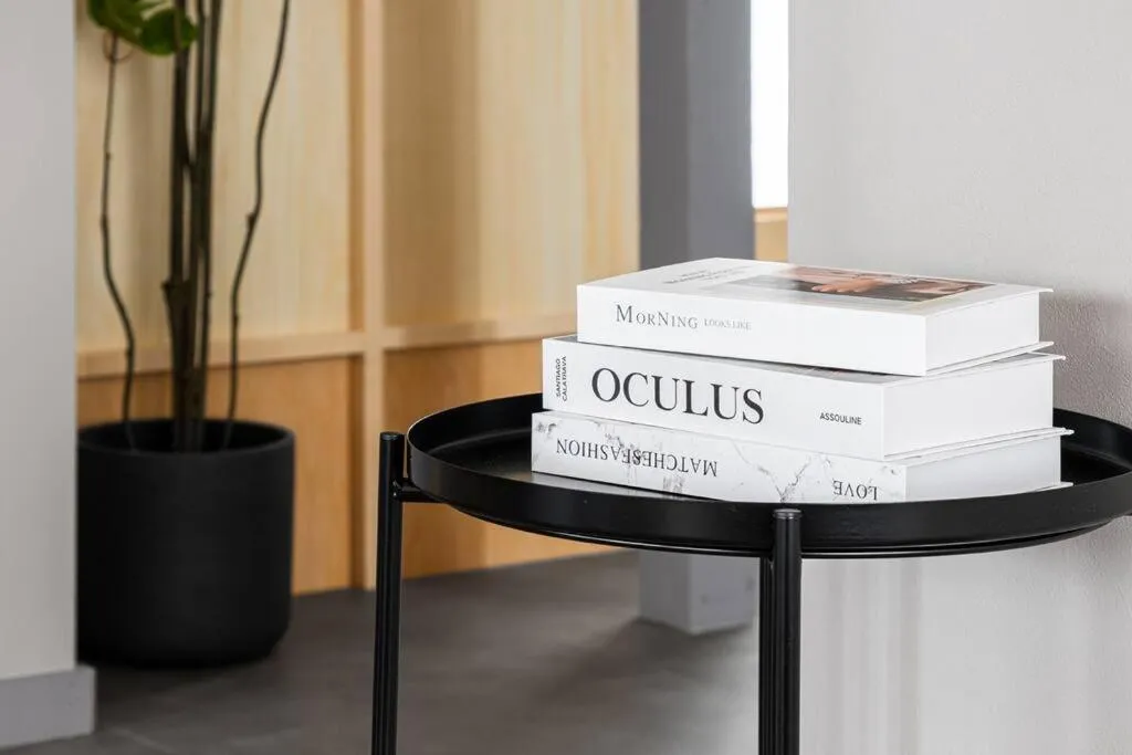 Decorative detail in THE CELESTIAL