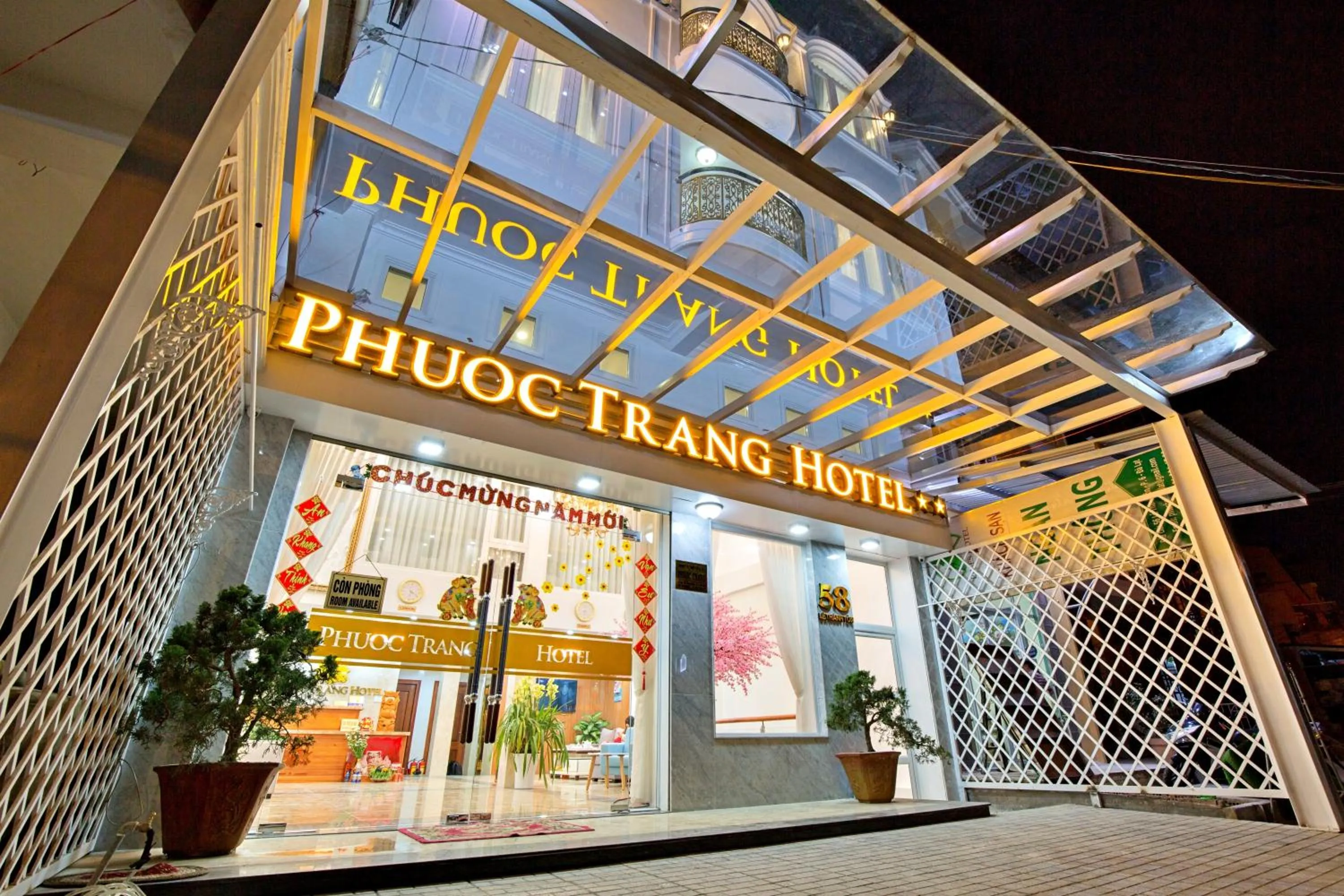 Property building in S79 Pho Hoa Hotel