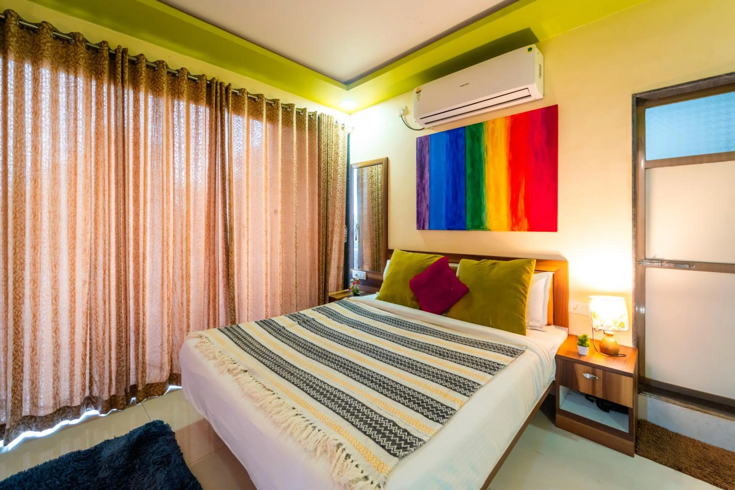 Bed in Strawberry County