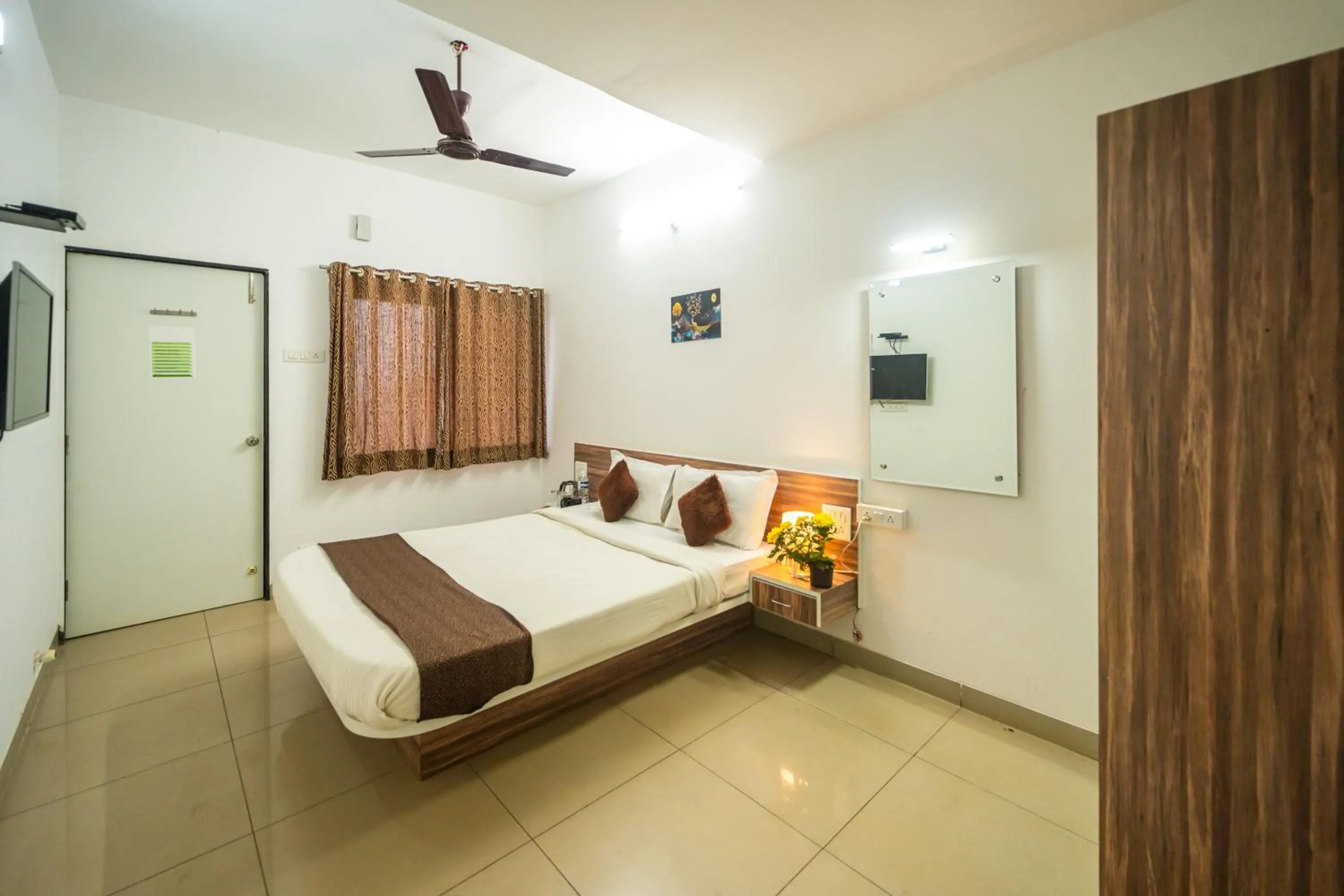 Bed in Strawberry County