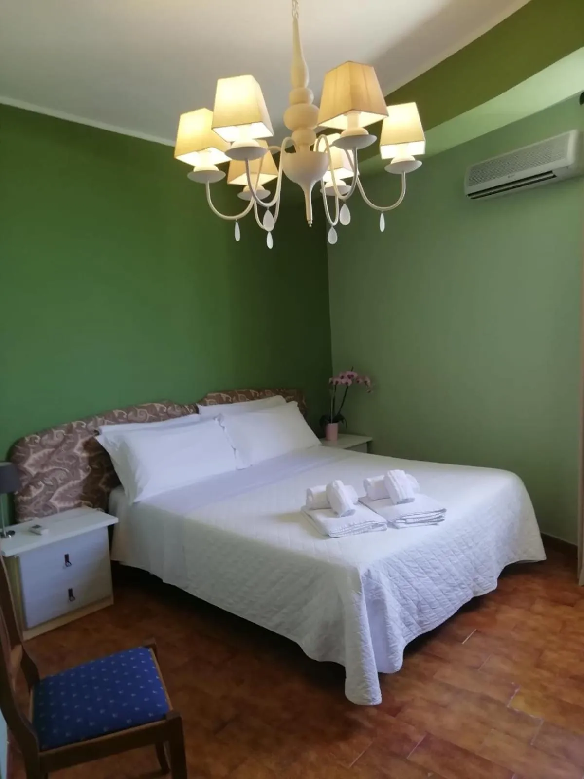 Bed in Mare Nostrum Casa Vacanza