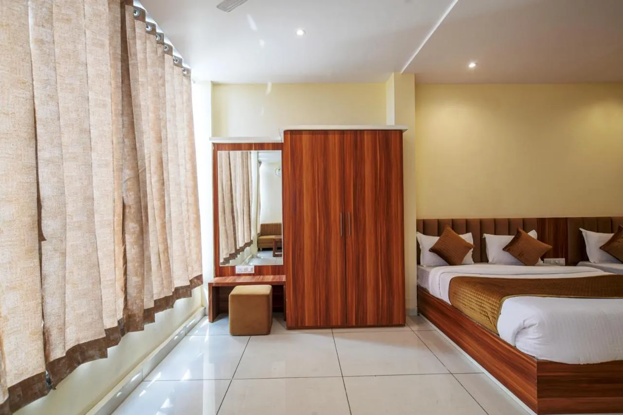 Bedroom, Bed in Radhe Krishna Resort