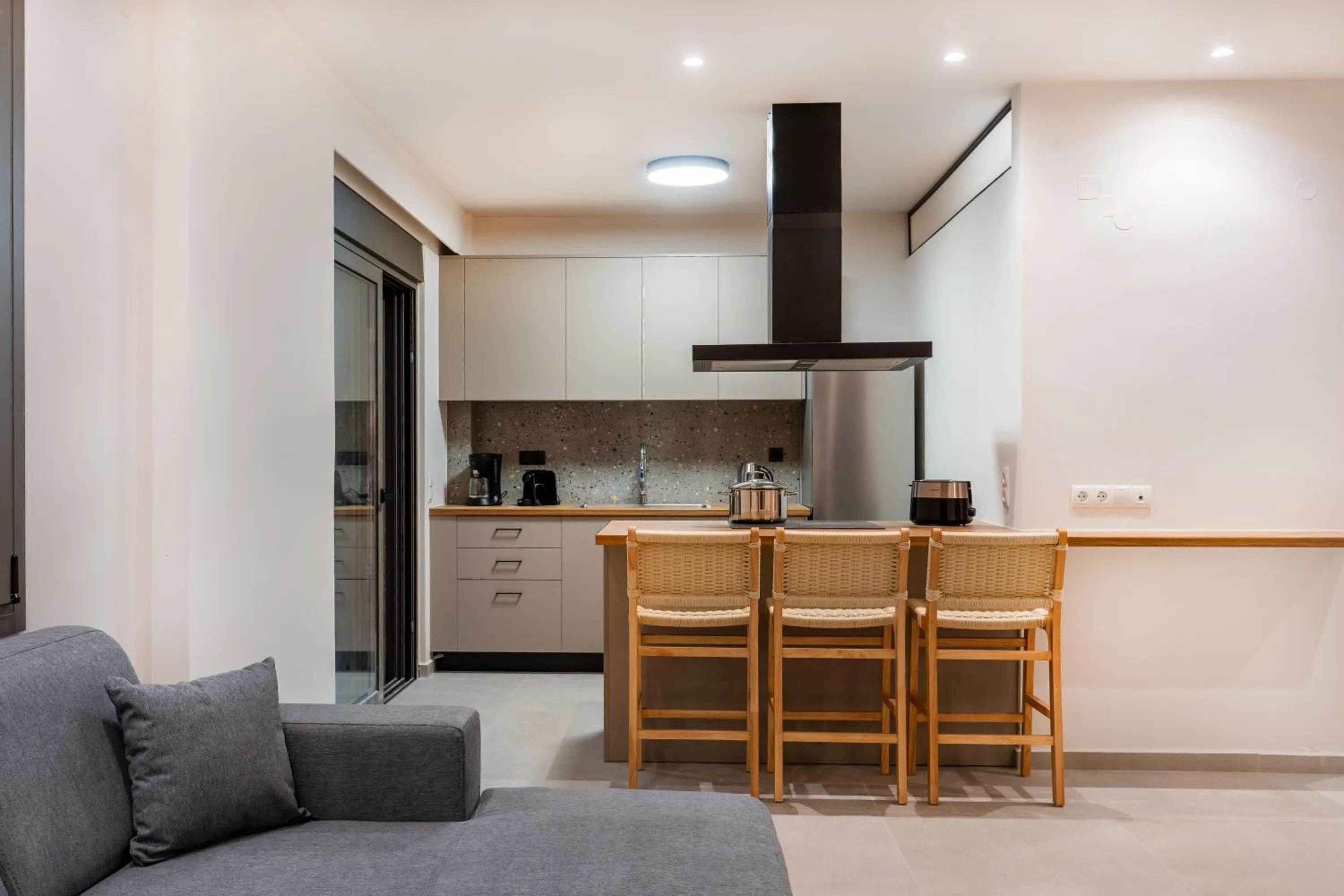 Kitchen or kitchenette in Dreta Suites