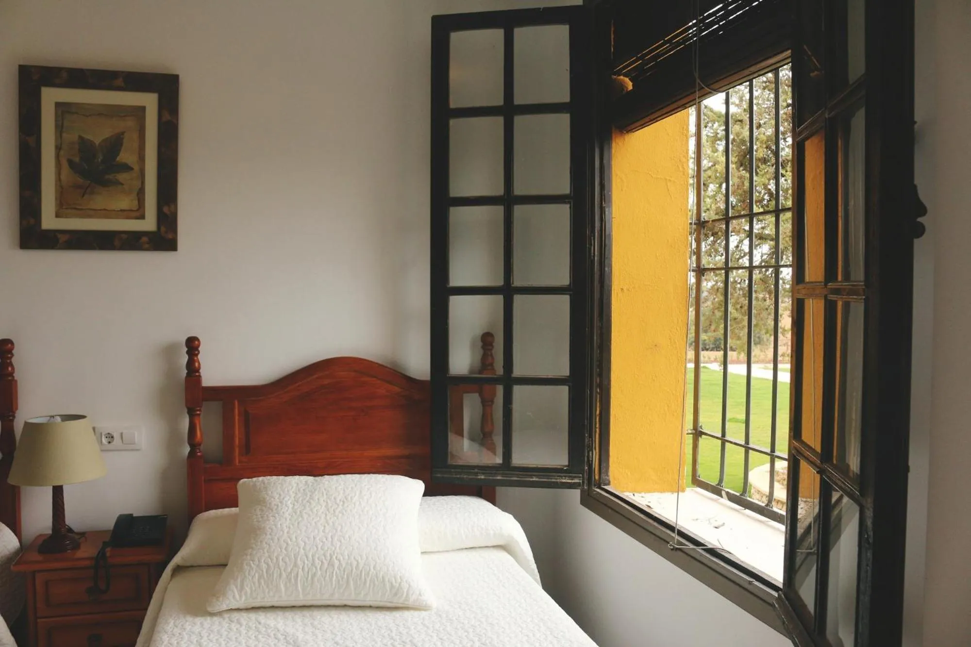 Garden, Bed in Hotel Finca las Beatas