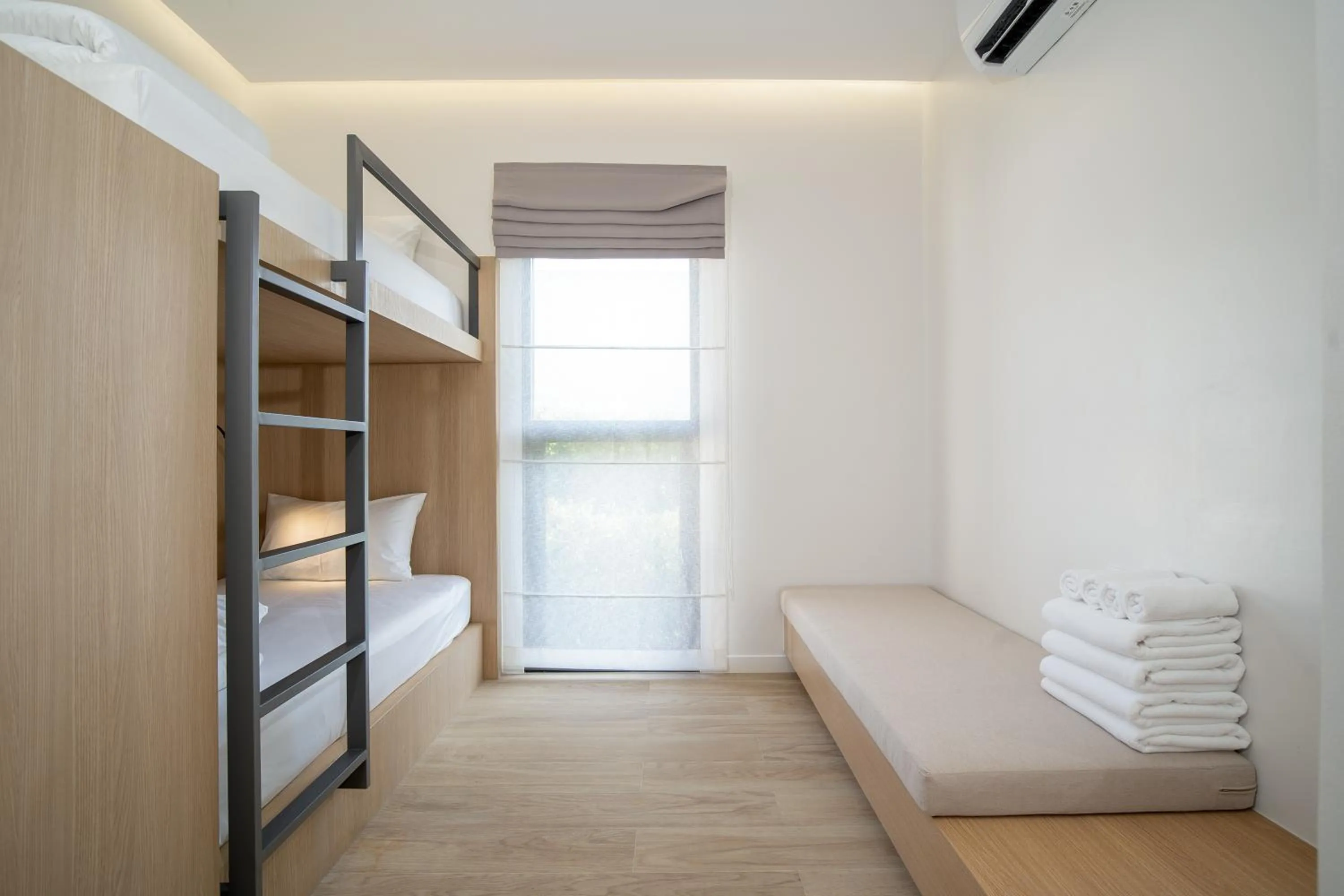 bunk bed, Bed in The Season Resort