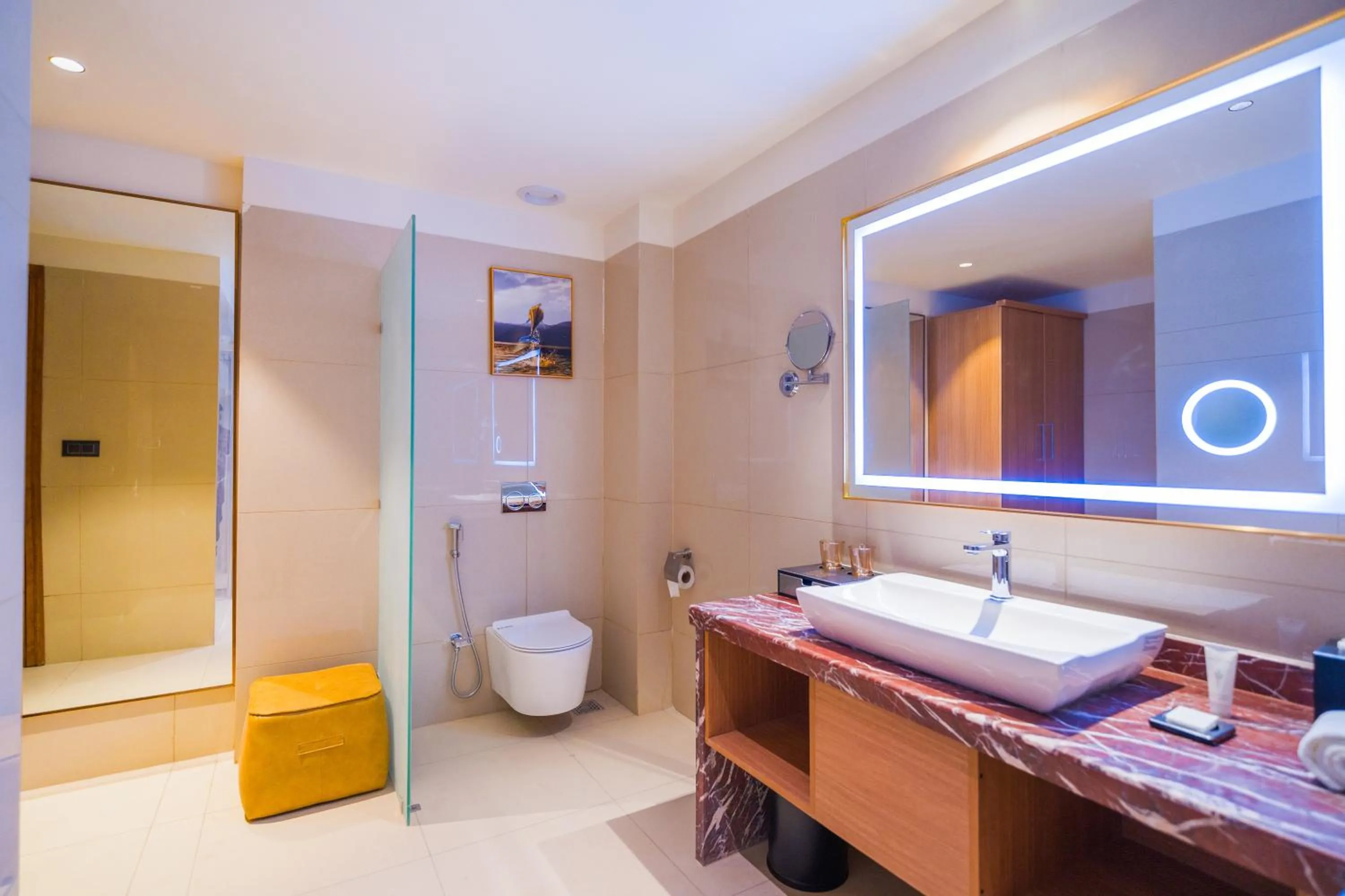 Bathroom in The Maple Hotel