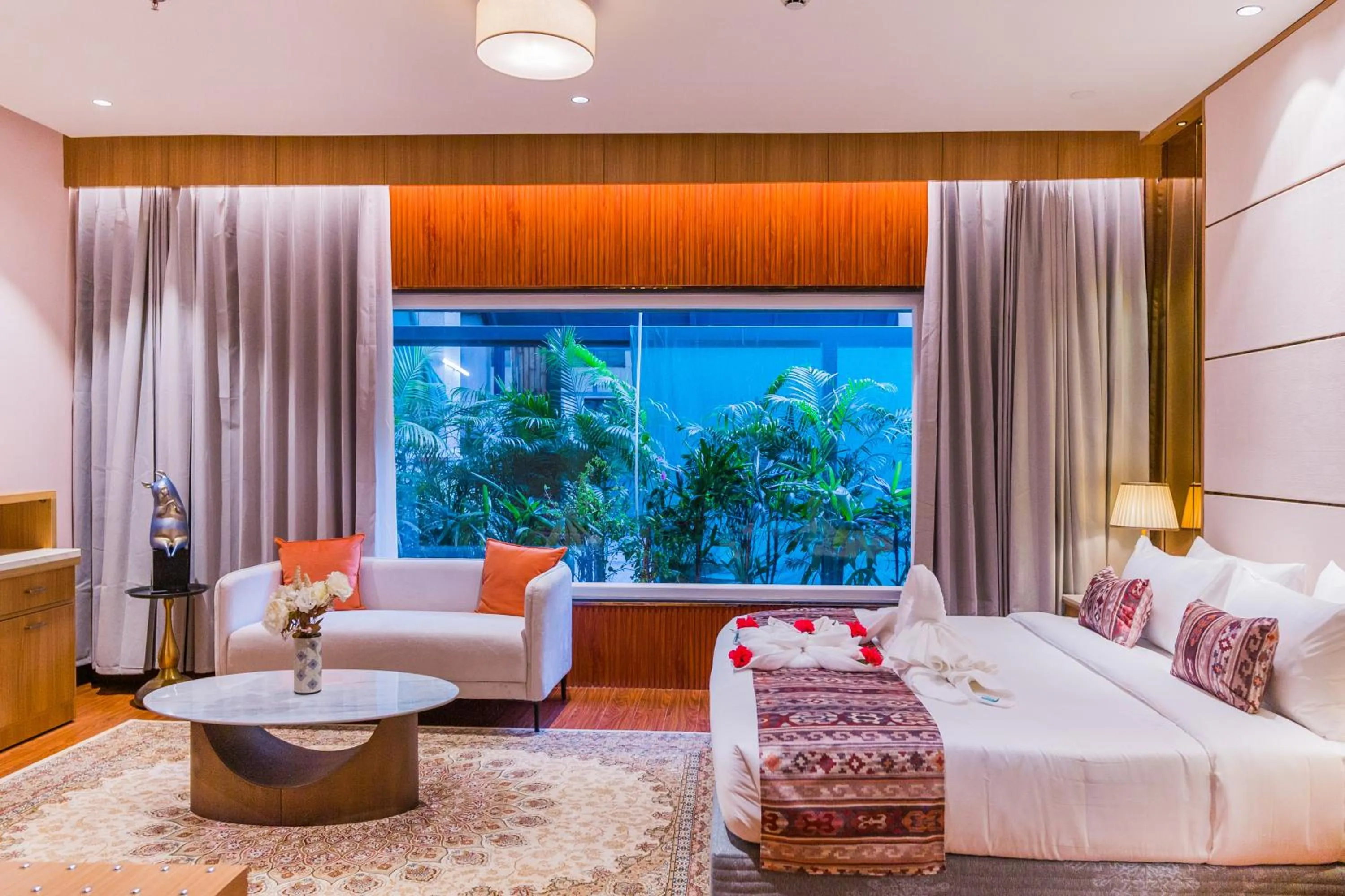 Bed in The Maple Hotel