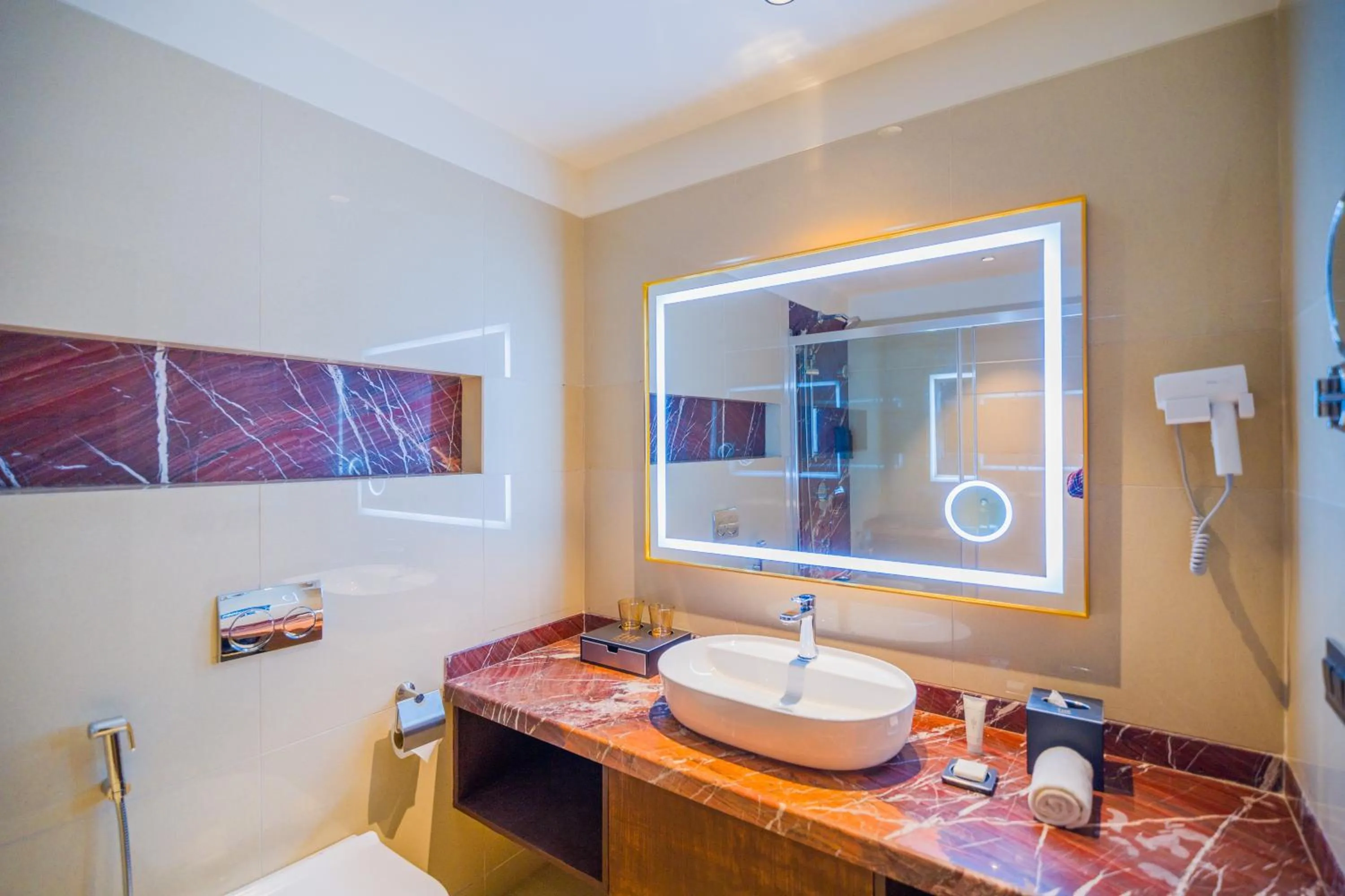 Shower in The Maple Hotel