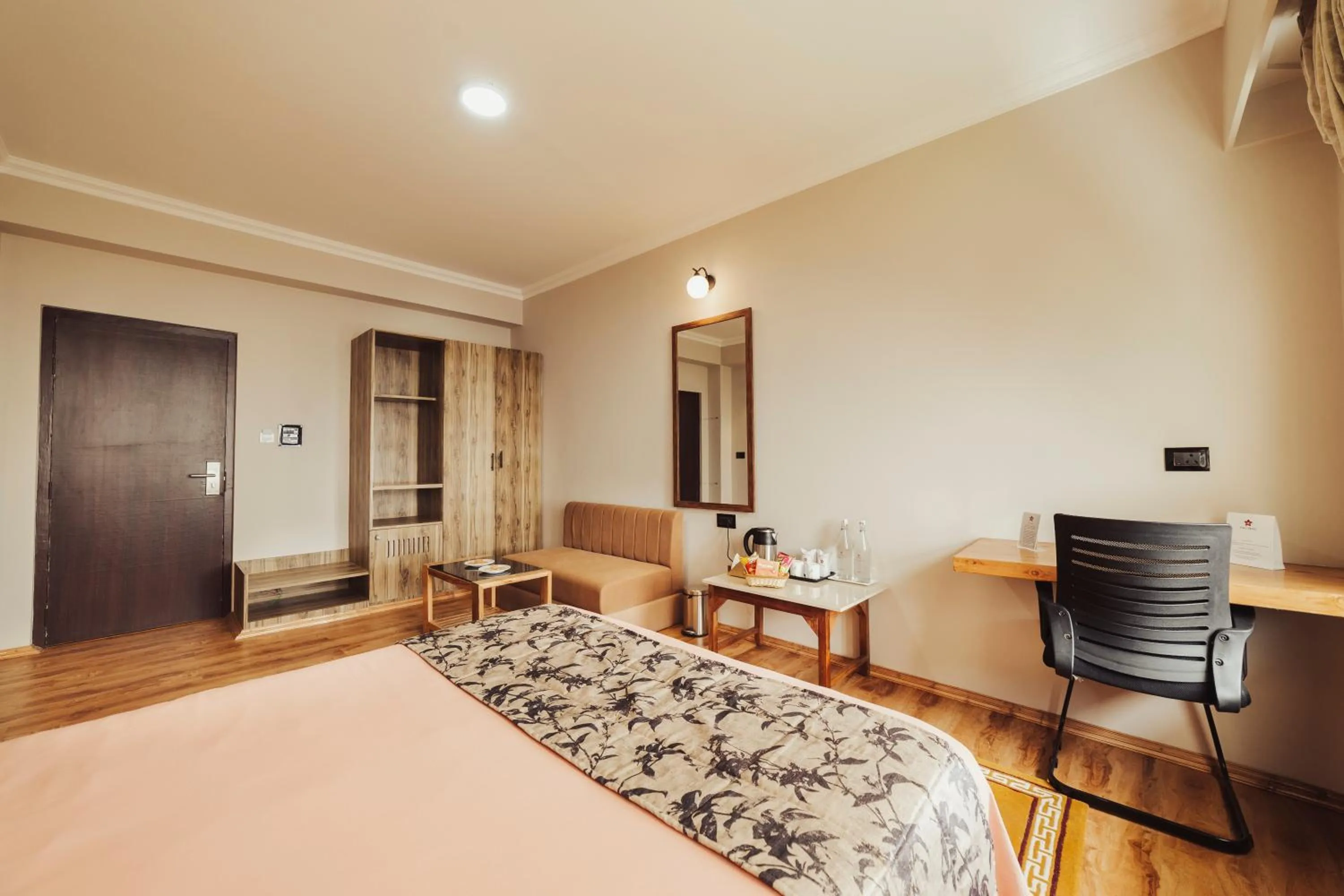 Photo of the whole room, Bed in ETHO METHO GANGTOK