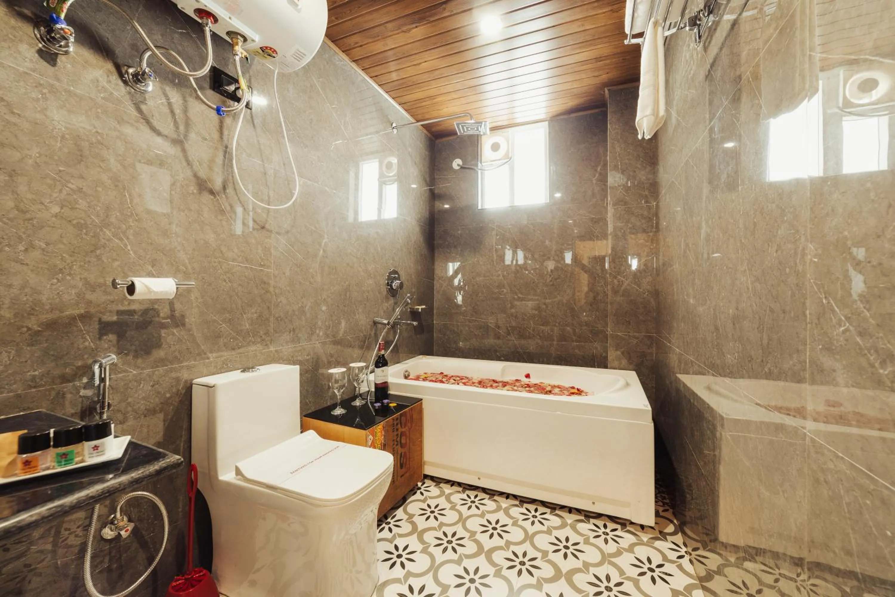 Bathroom in ETHO METHO GANGTOK