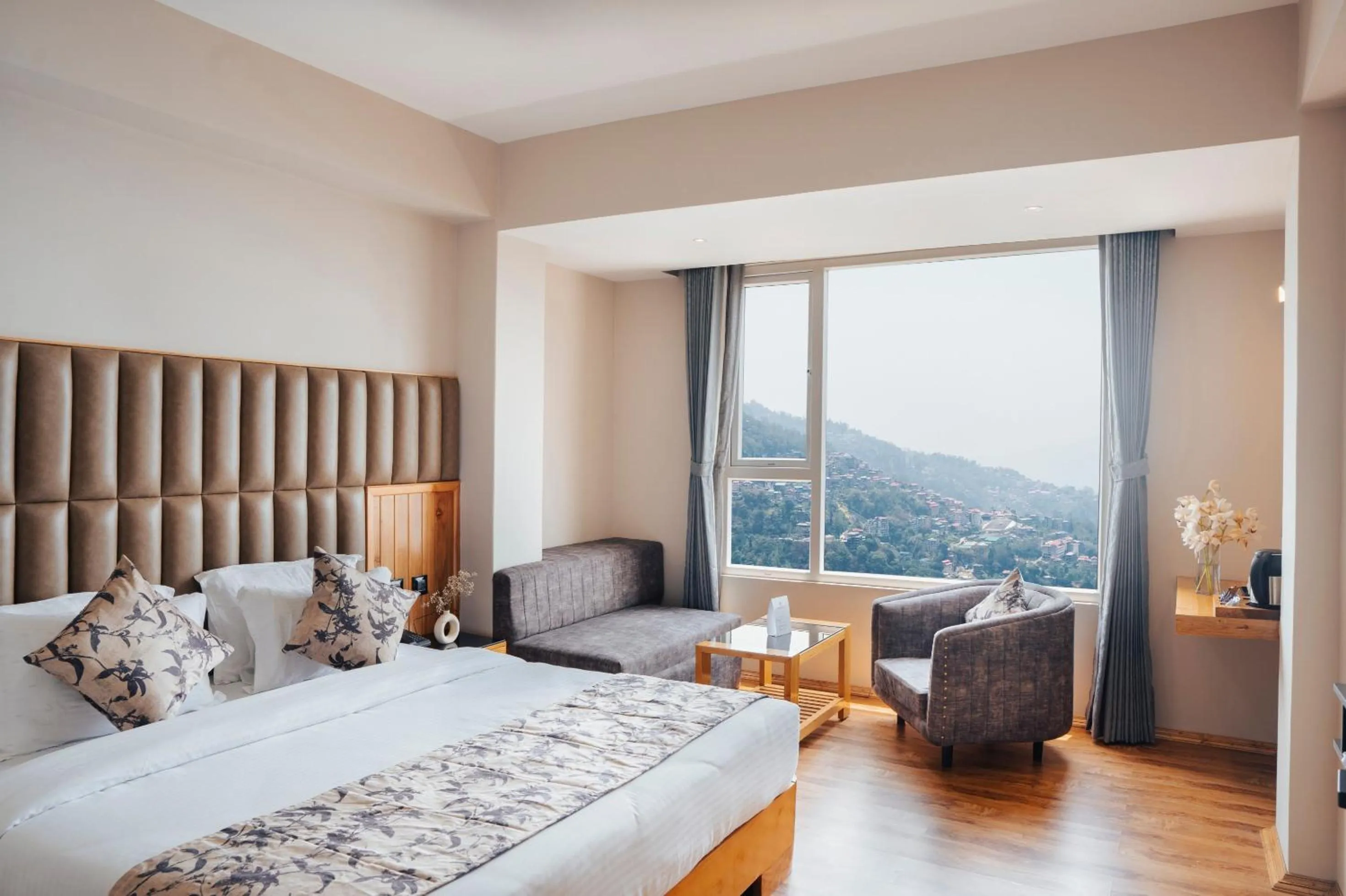 Bedroom, Bed in ETHO METHO GANGTOK