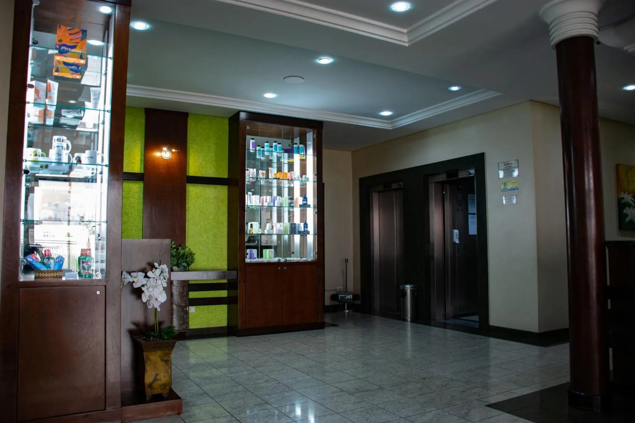 Lobby or reception in Hotel Exclusivo