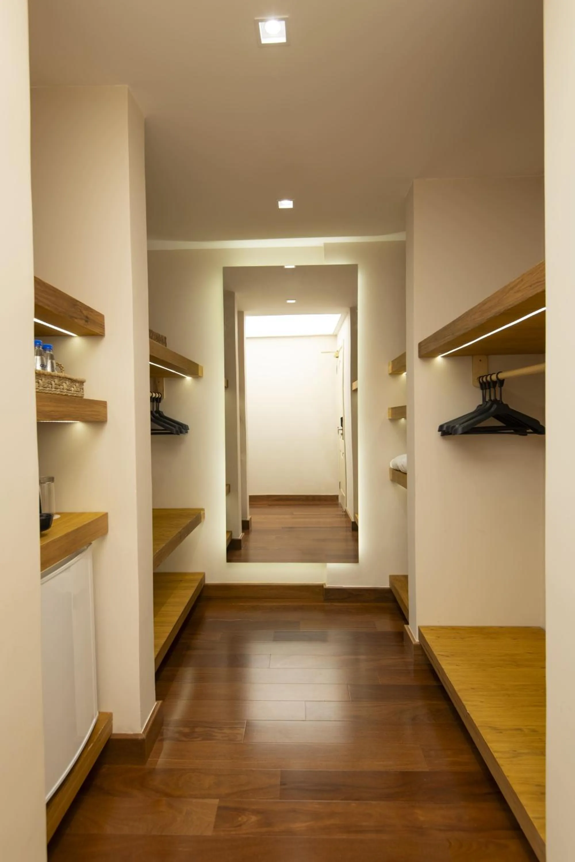 wardrobe in Hotel Villa Rossa