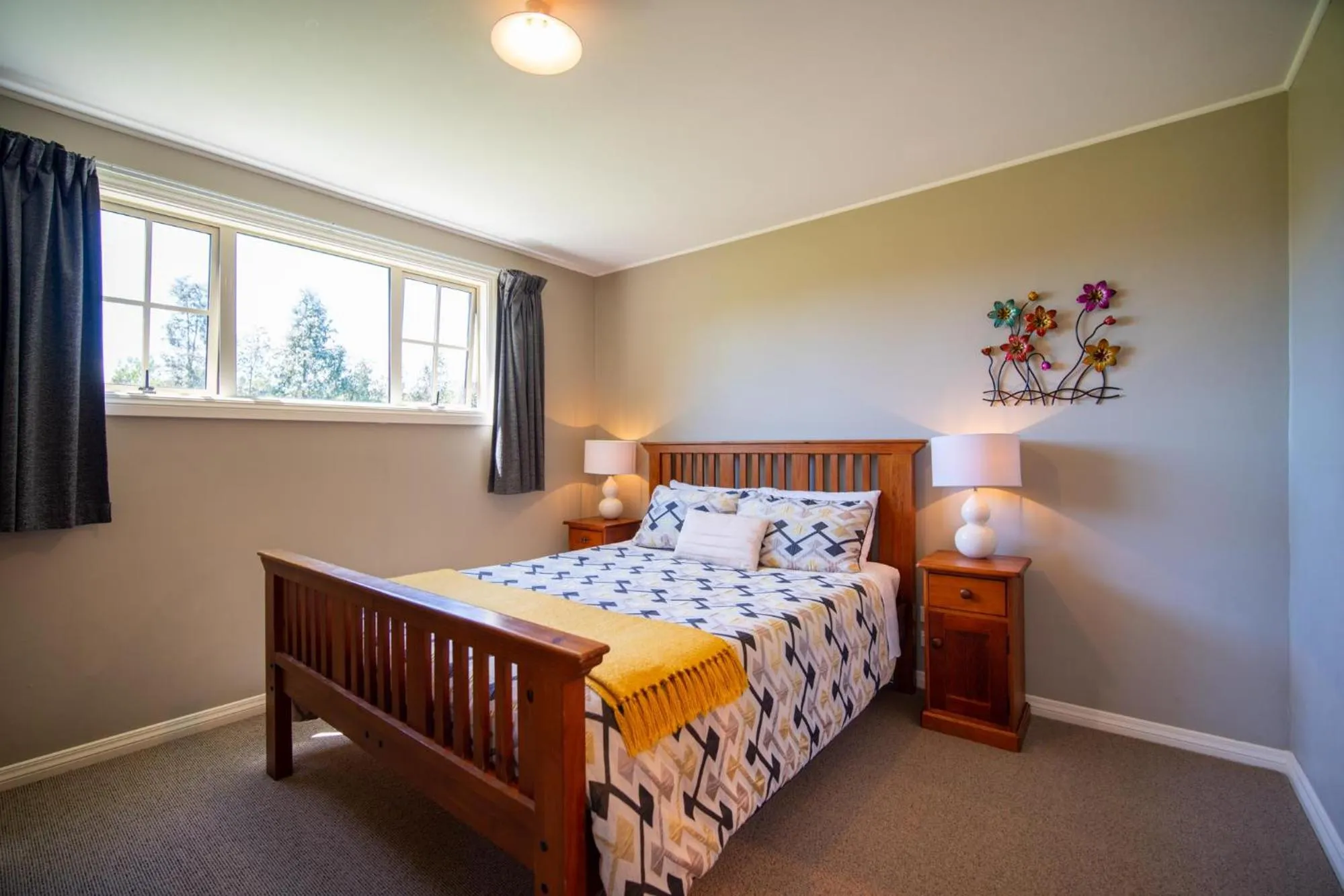 Bed in Blue Thistle Cottages