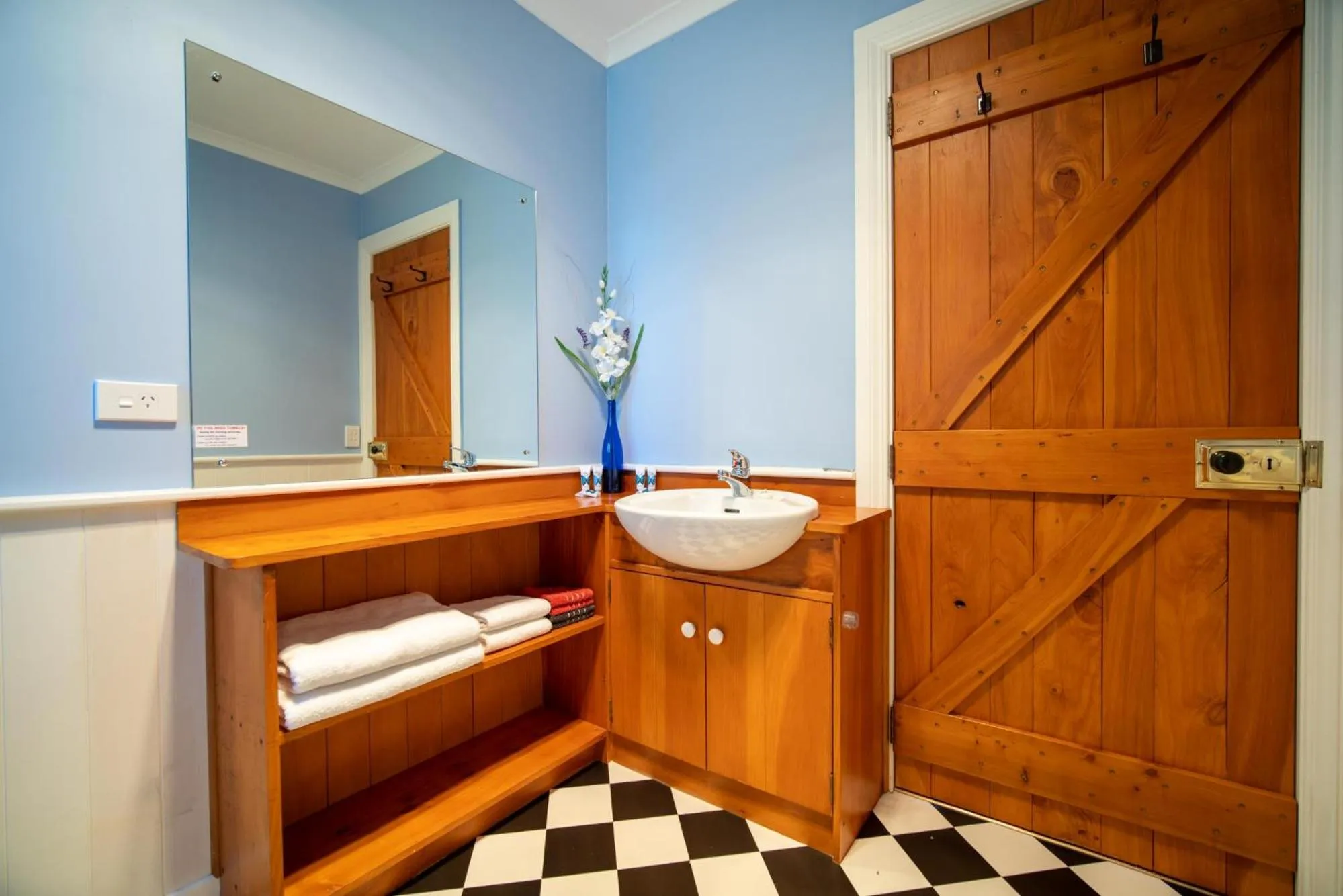 Blue Thistle Cottages