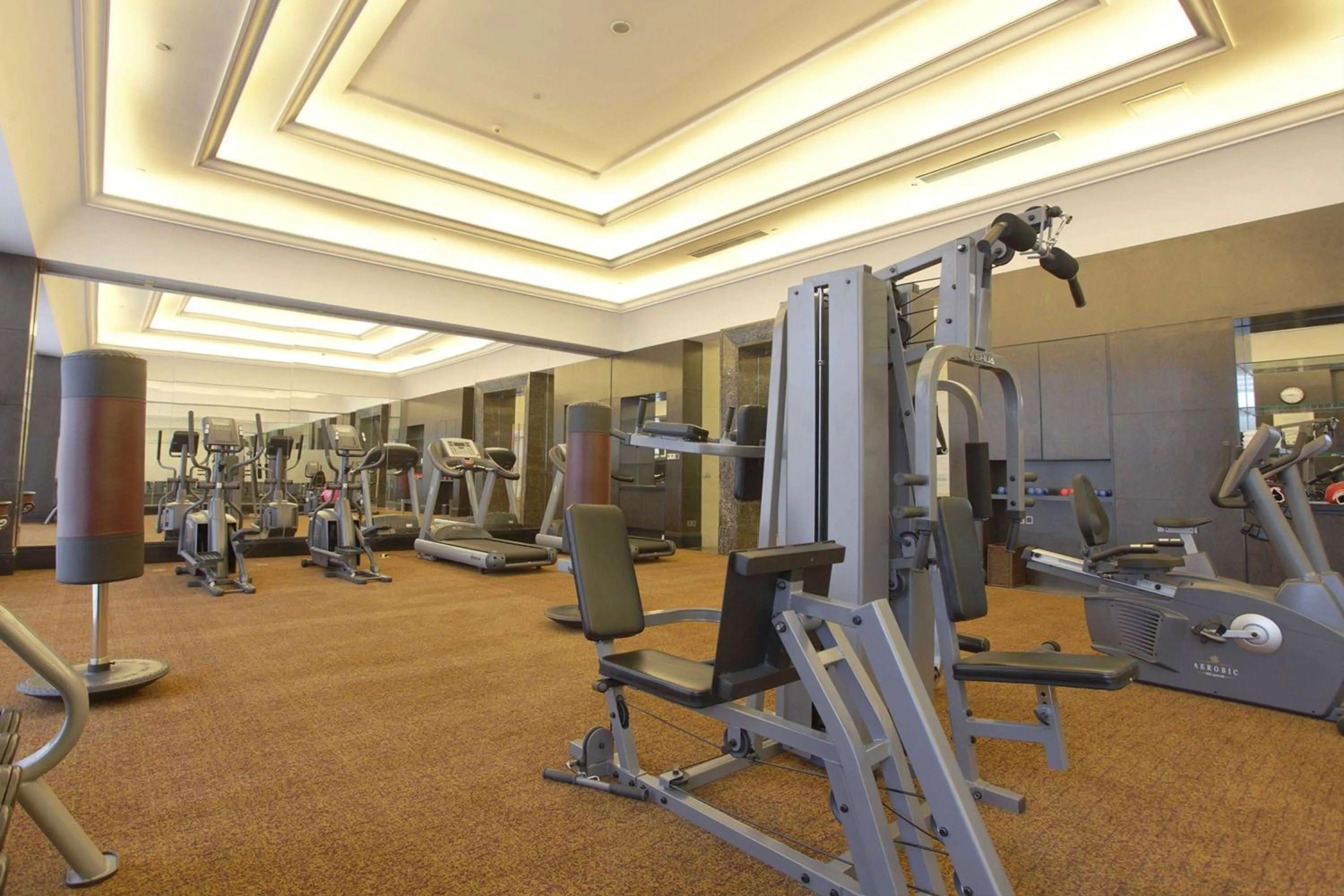 Fitness centre/facilities in Days Hotel by Wyndham Logan City Huizhou
