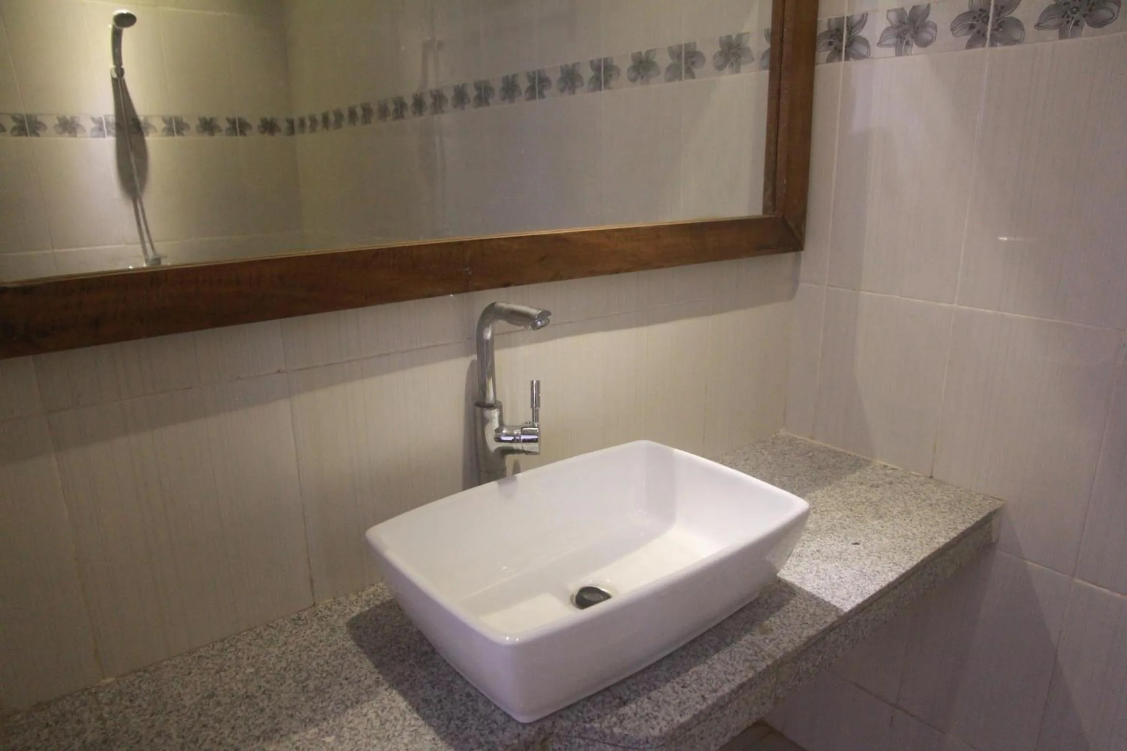 Bathroom in D'Camel Hotel Lembongan