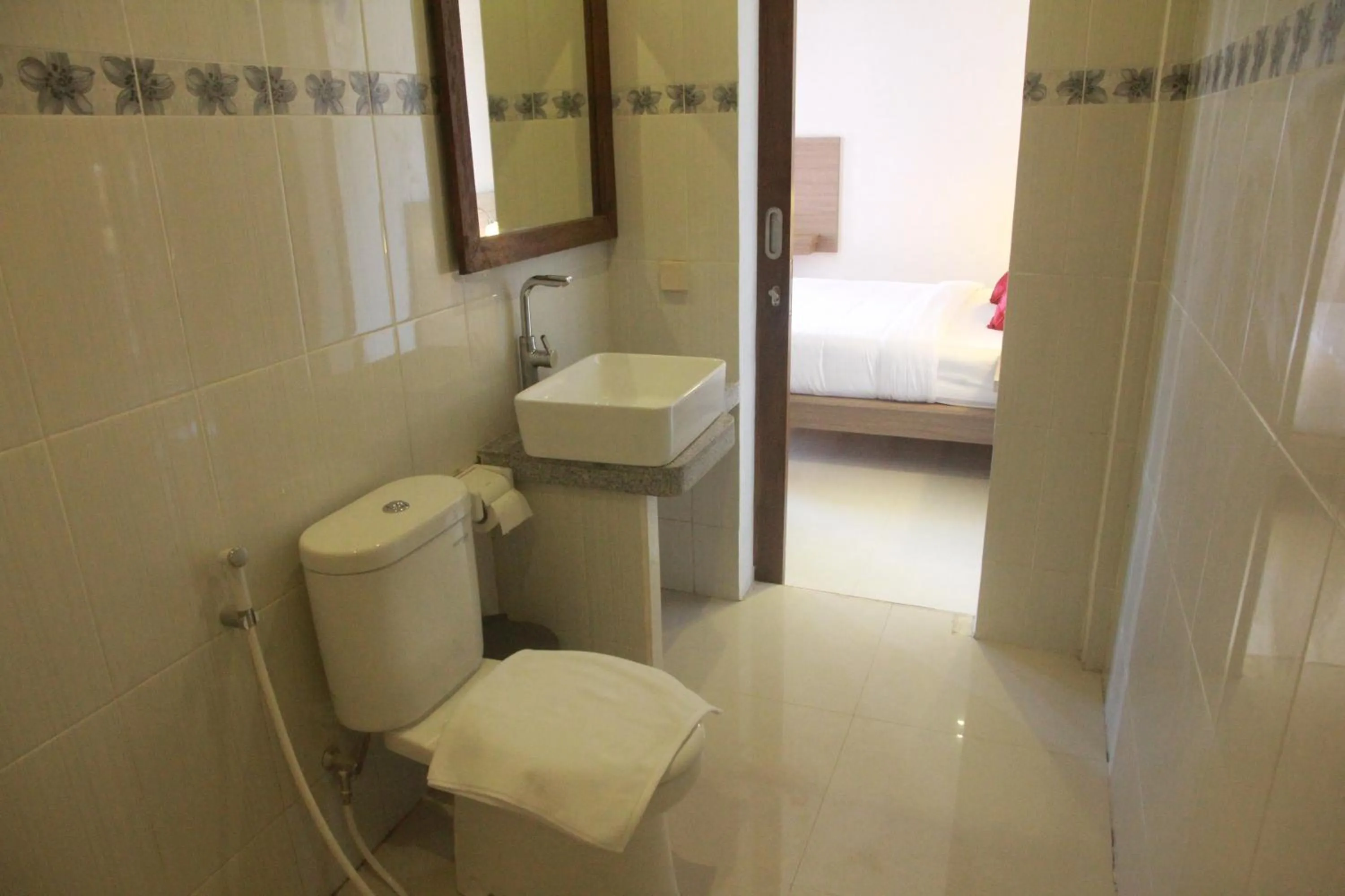 Bathroom in D'Camel Hotel Lembongan