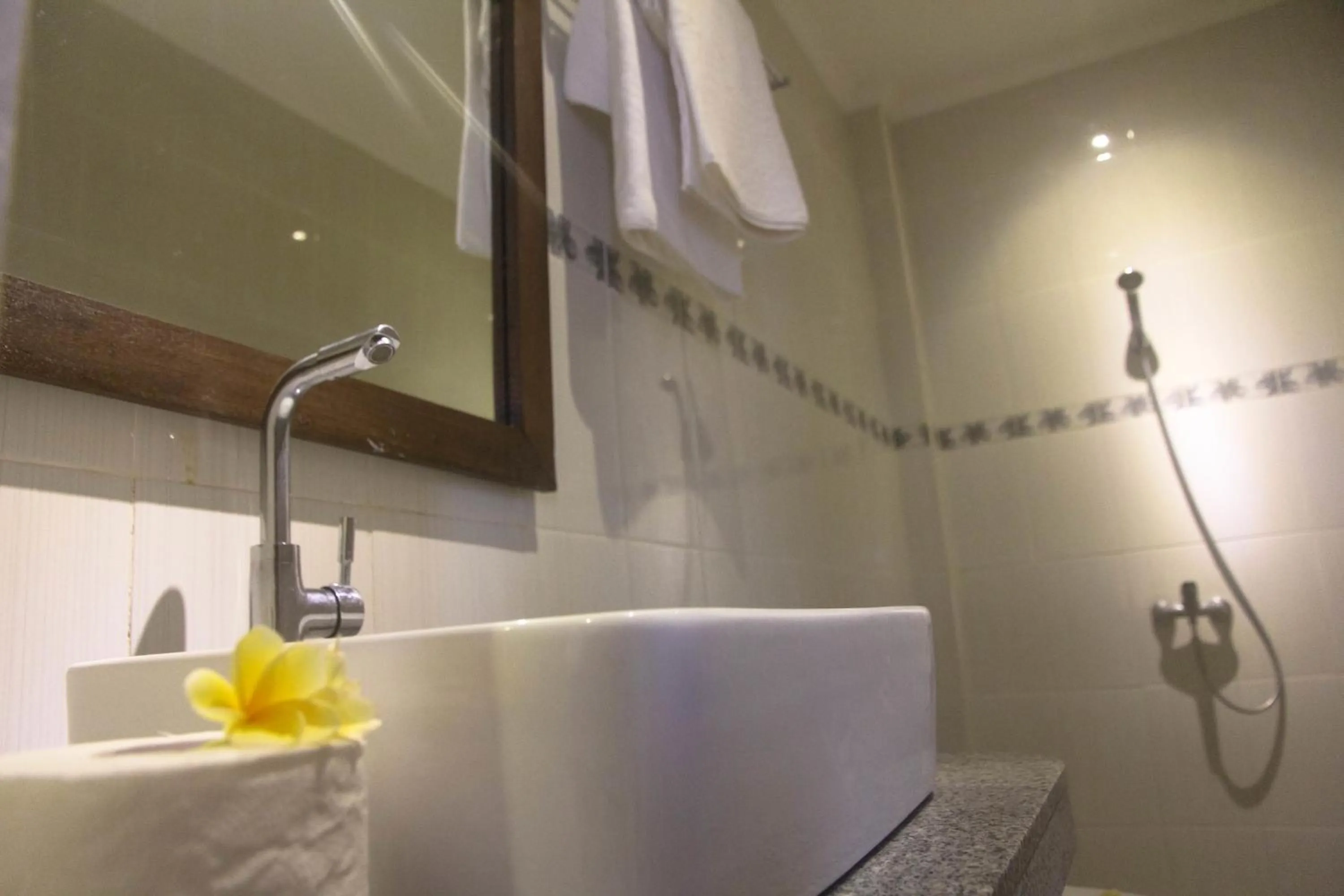 Bathroom in D'Camel Hotel Lembongan