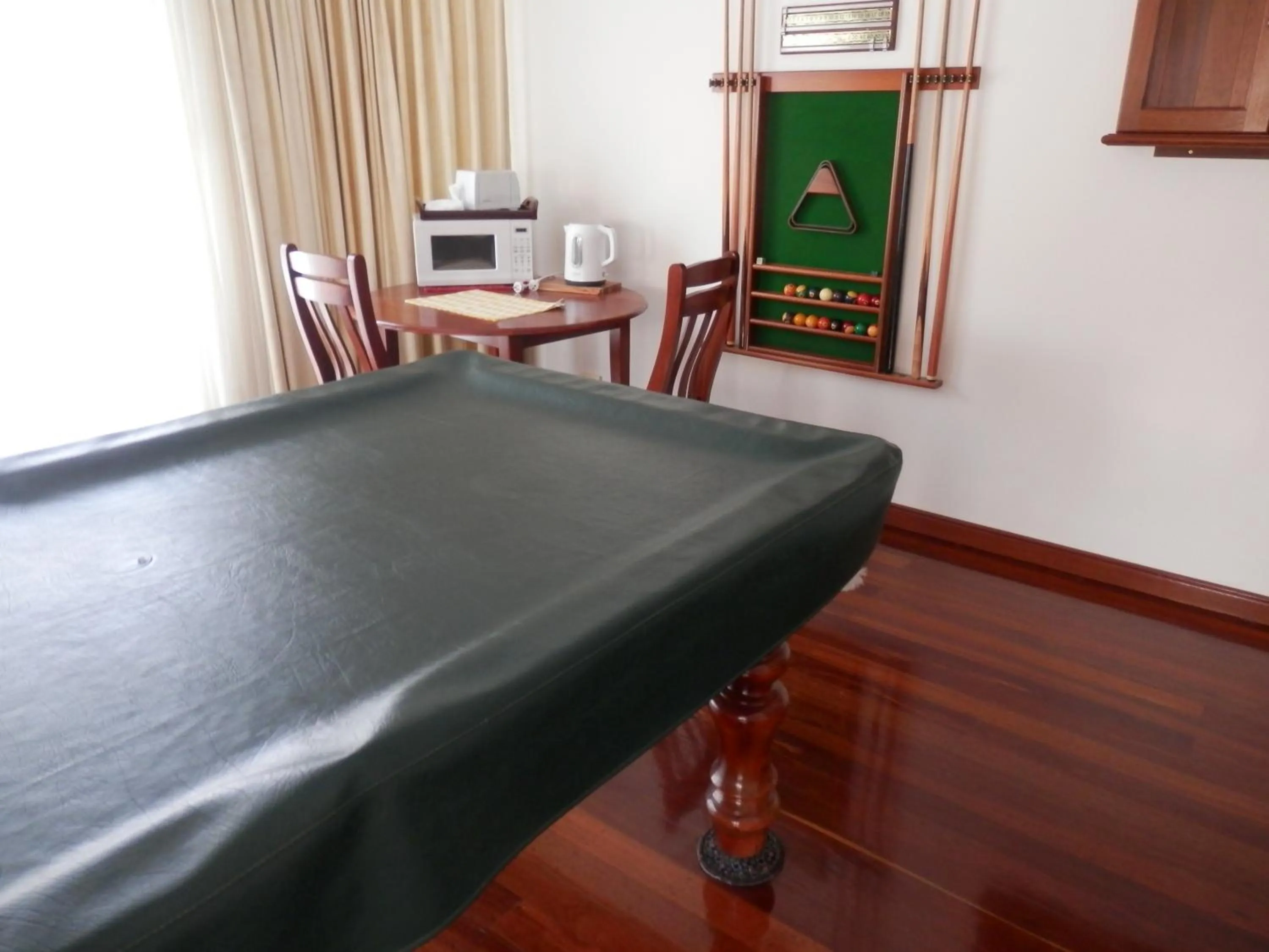 The Hideaway Luxury B&B Retreat