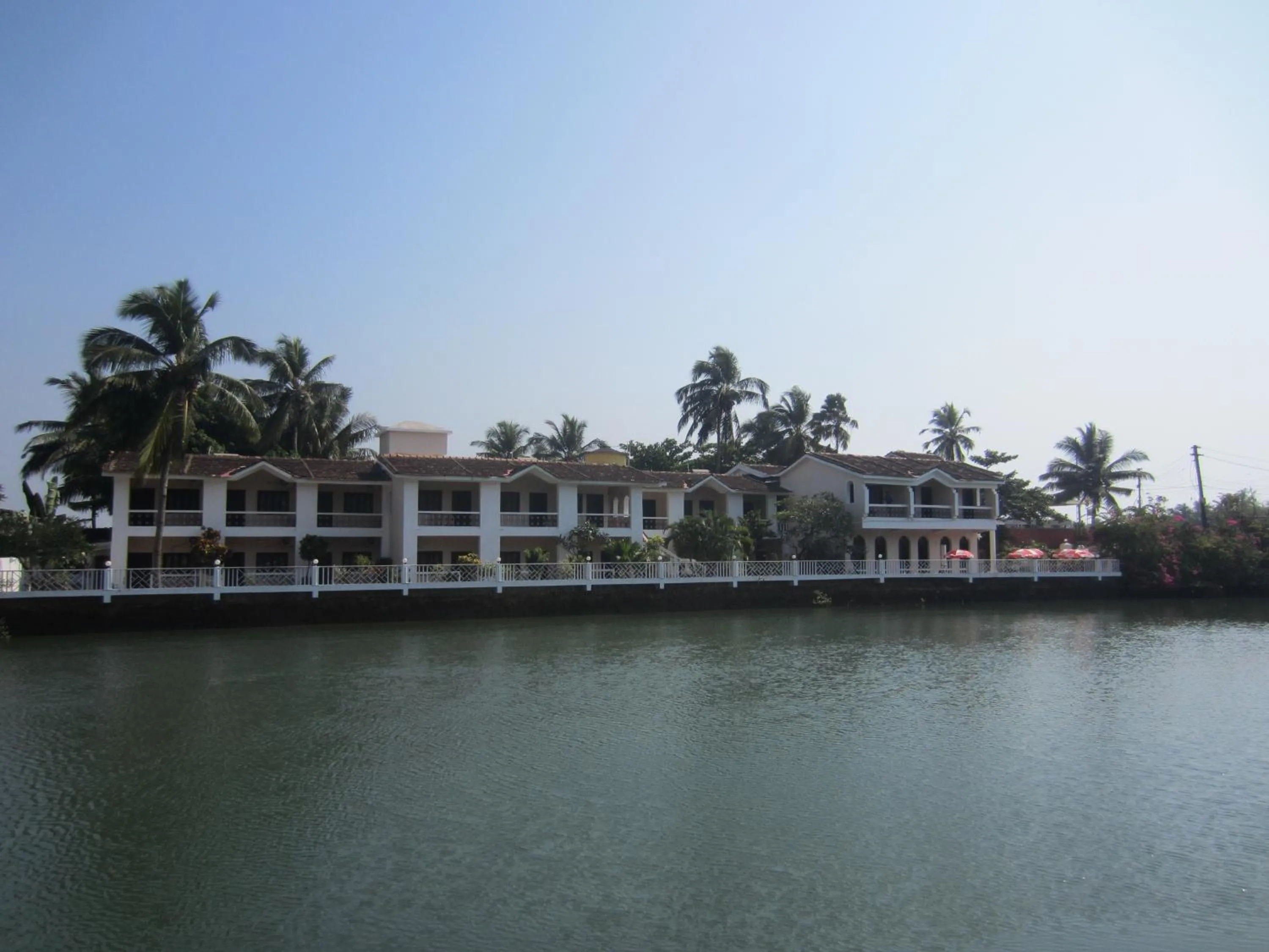 Property building in Hotel Riverside