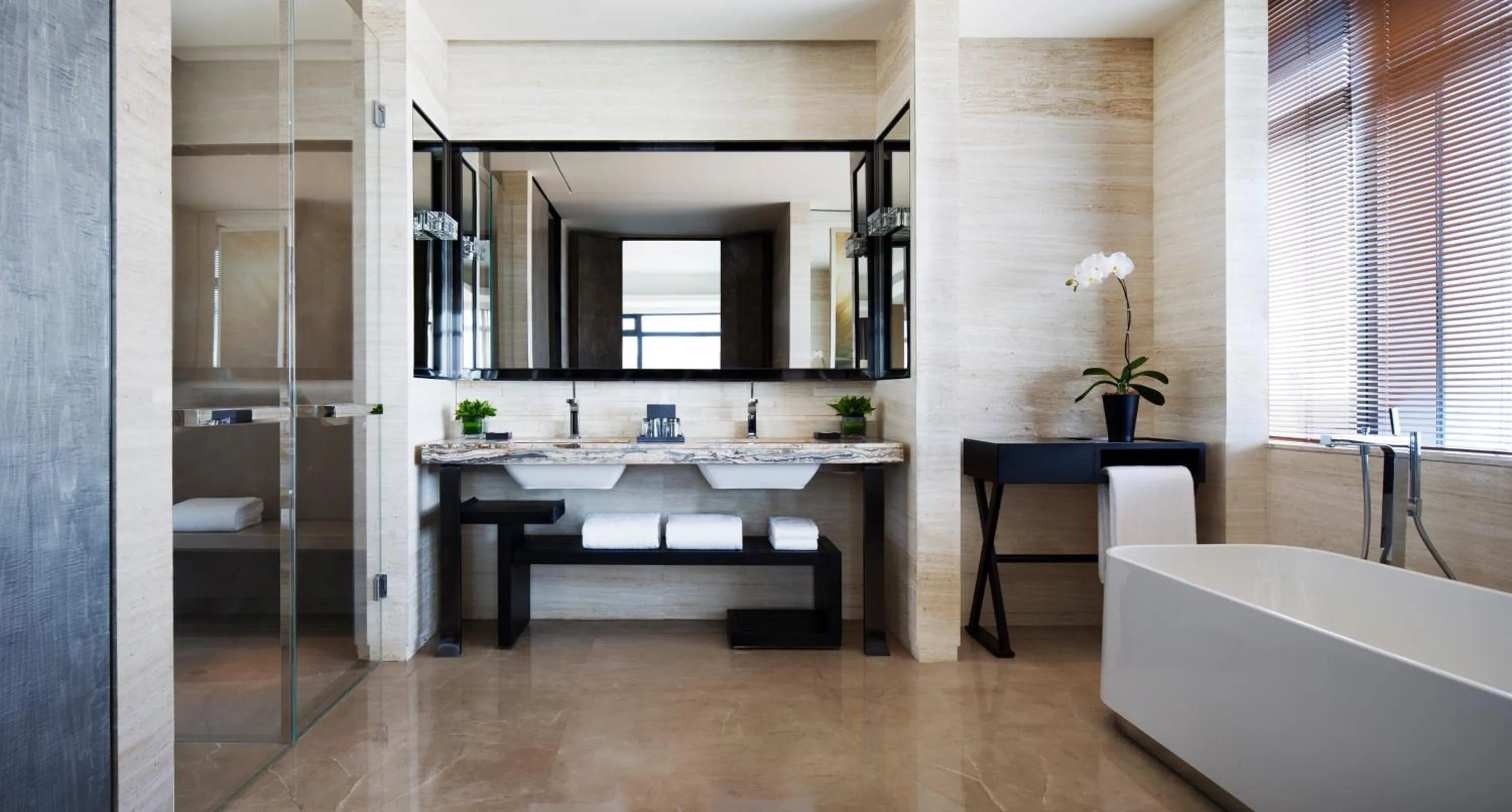 Bathroom in Grand Hyatt Shenyang