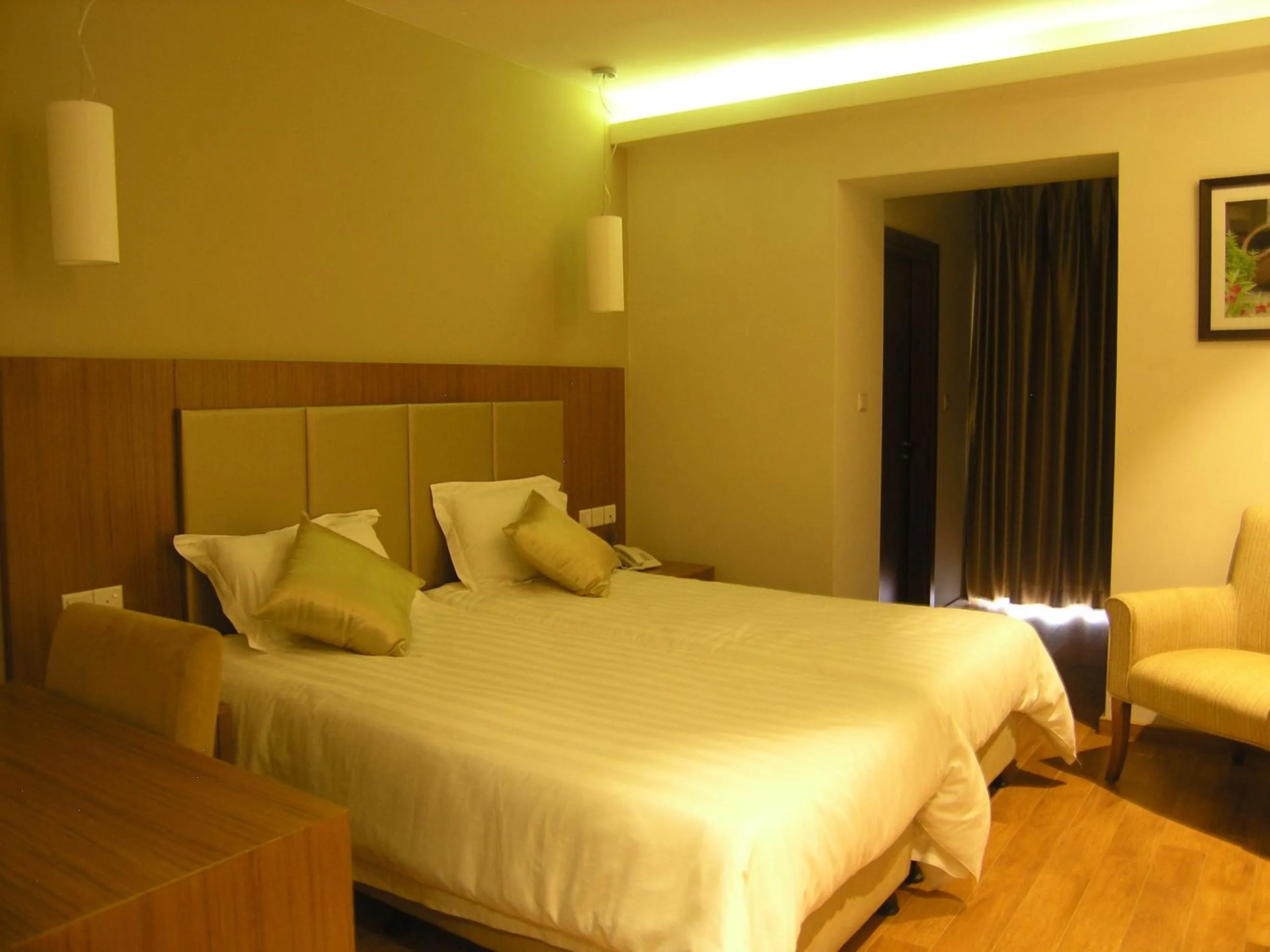 Photo of the whole room, Bed in Livadia Hotel Kyperounta