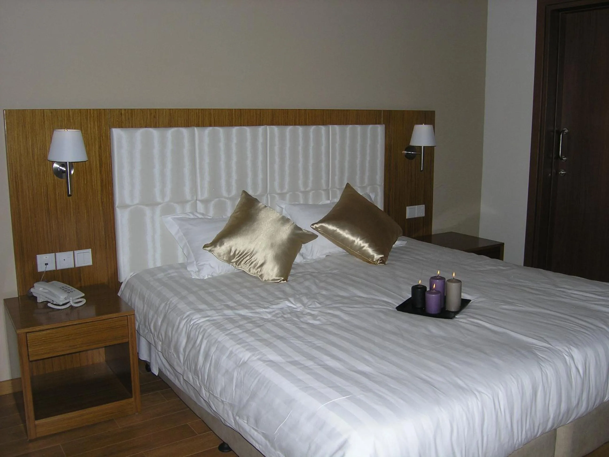 Bed in Livadia Hotel Kyperounta